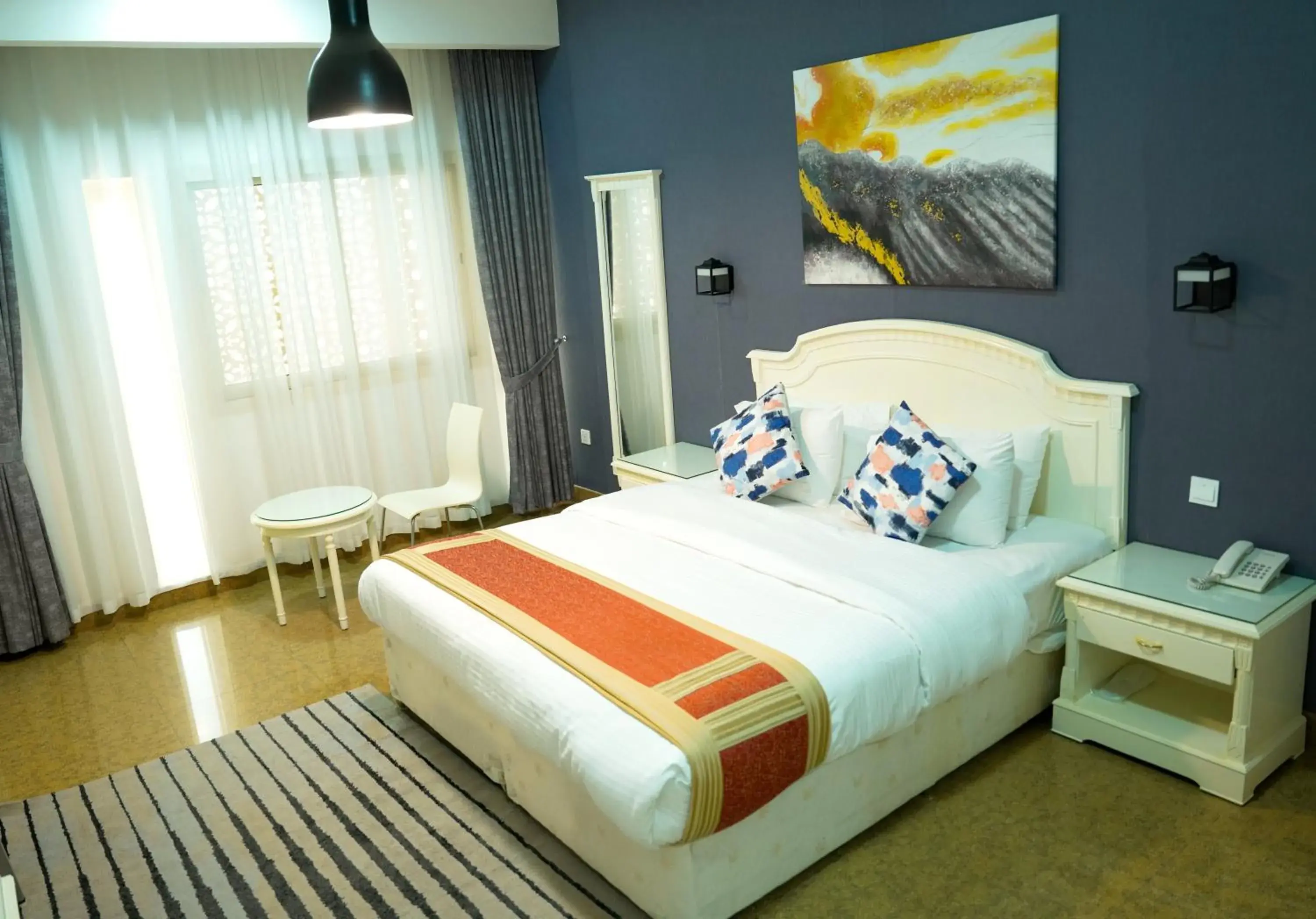 Bedroom, Bed in Safeer International Hotel