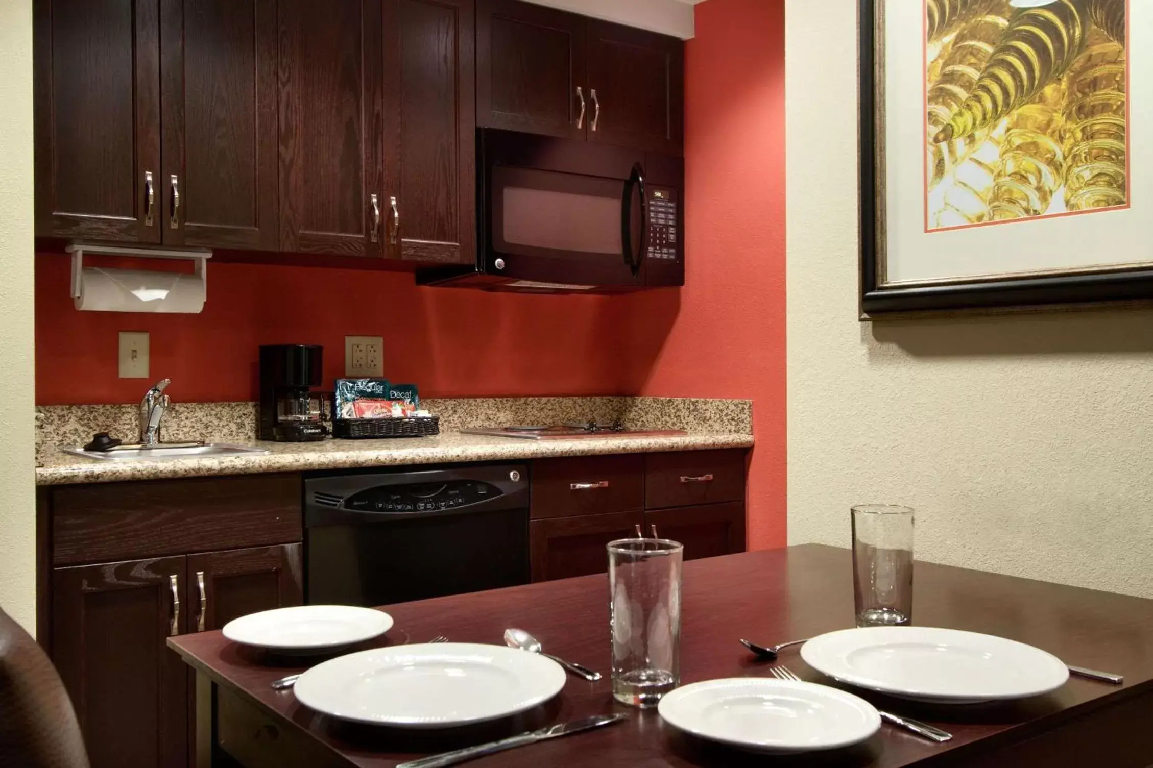 Kitchen or kitchenette, Bathroom in Homewood Suites by Hilton Rochester/Greece, NY