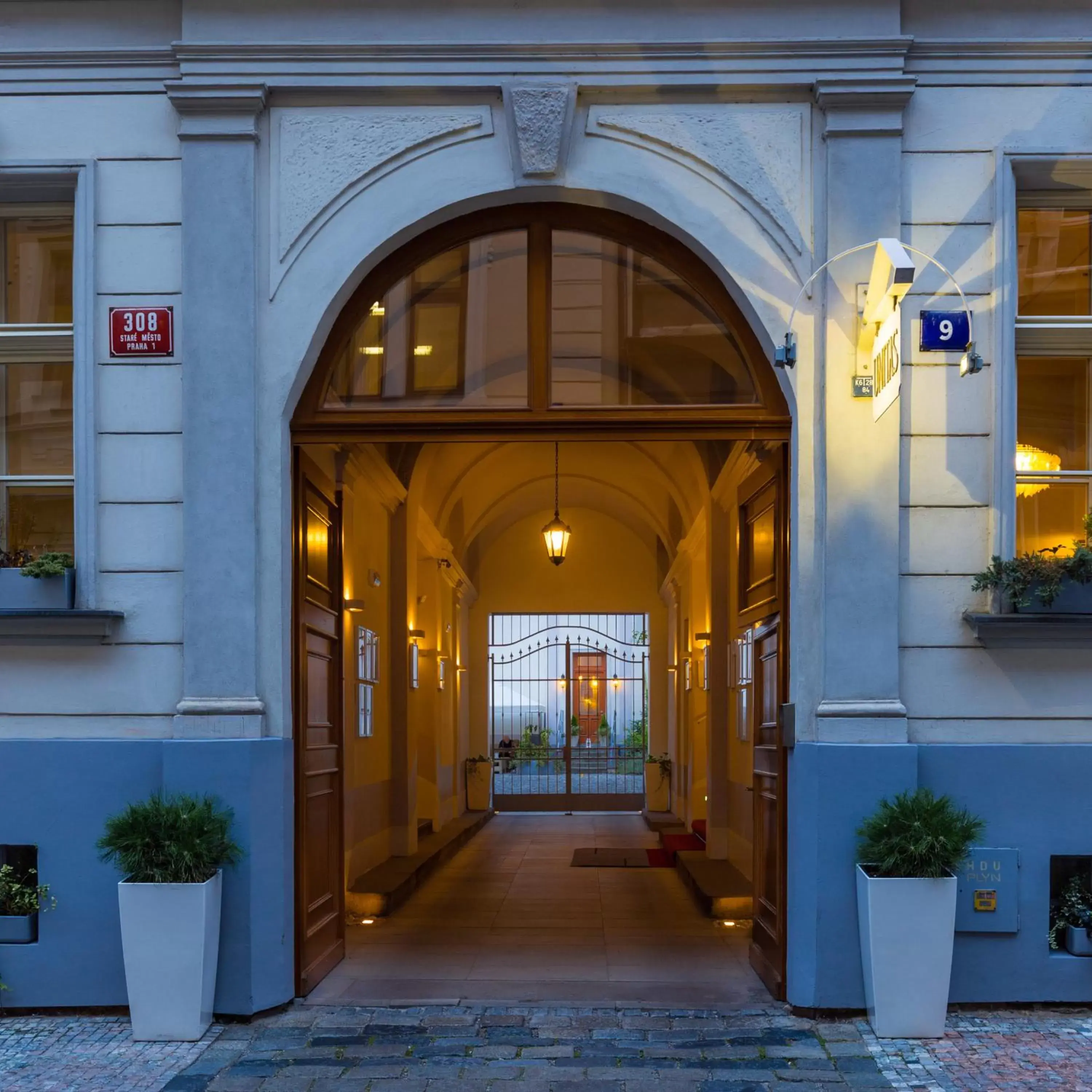 Facade/entrance in Unitas Hotel