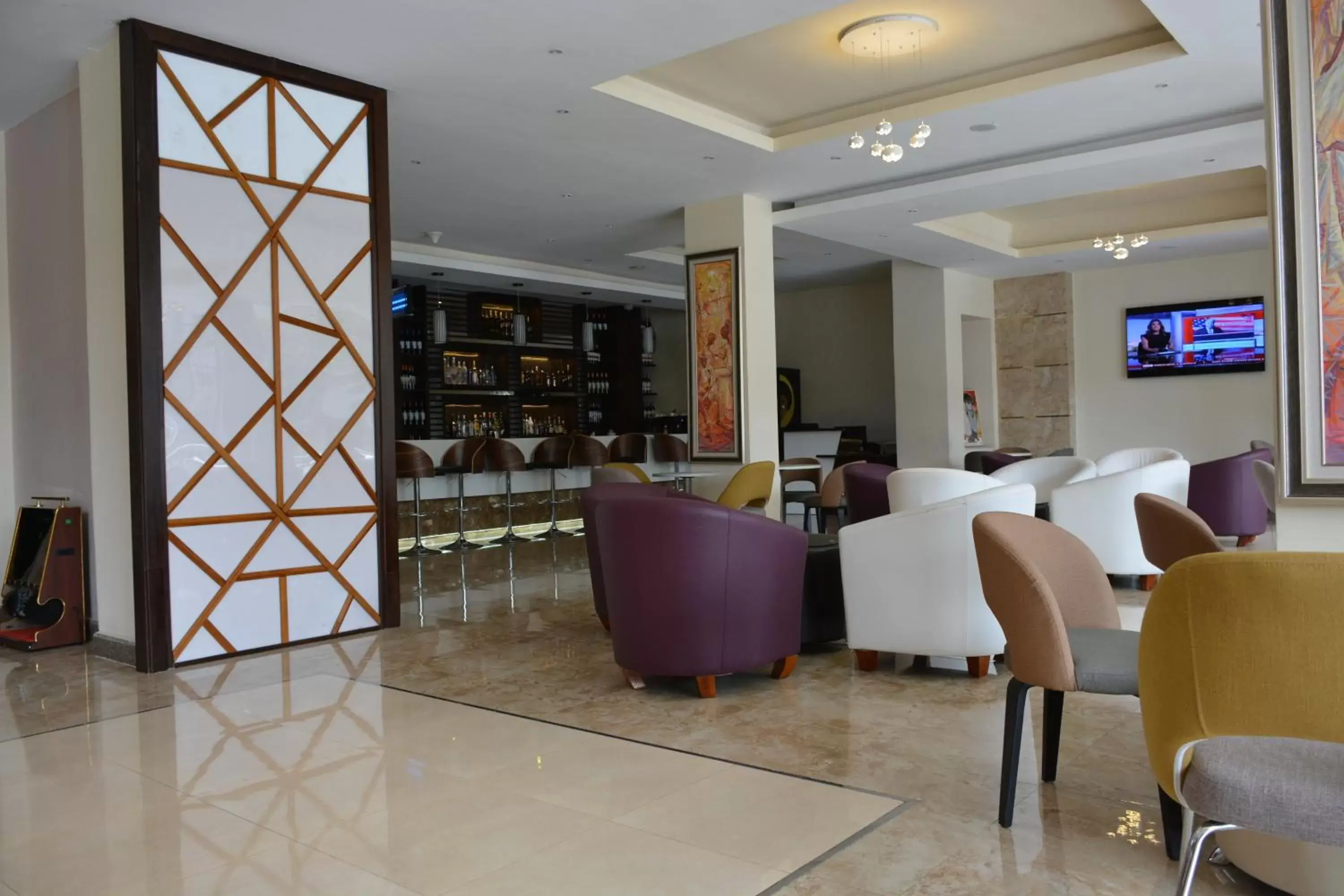 Lounge or bar in Azzeman Hotel