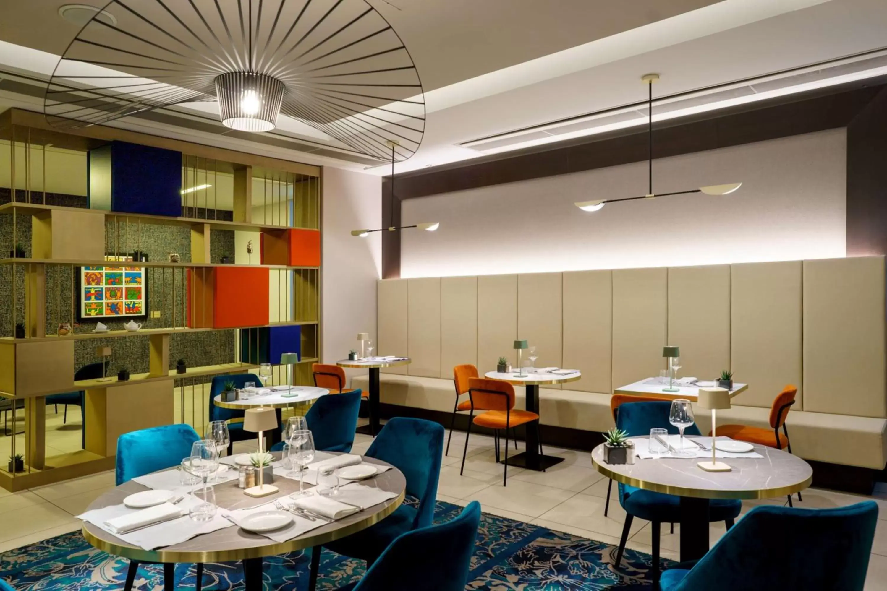 Restaurant/Places to Eat in Doubletree by Hilton Milan Malpensa Solbiate Olona