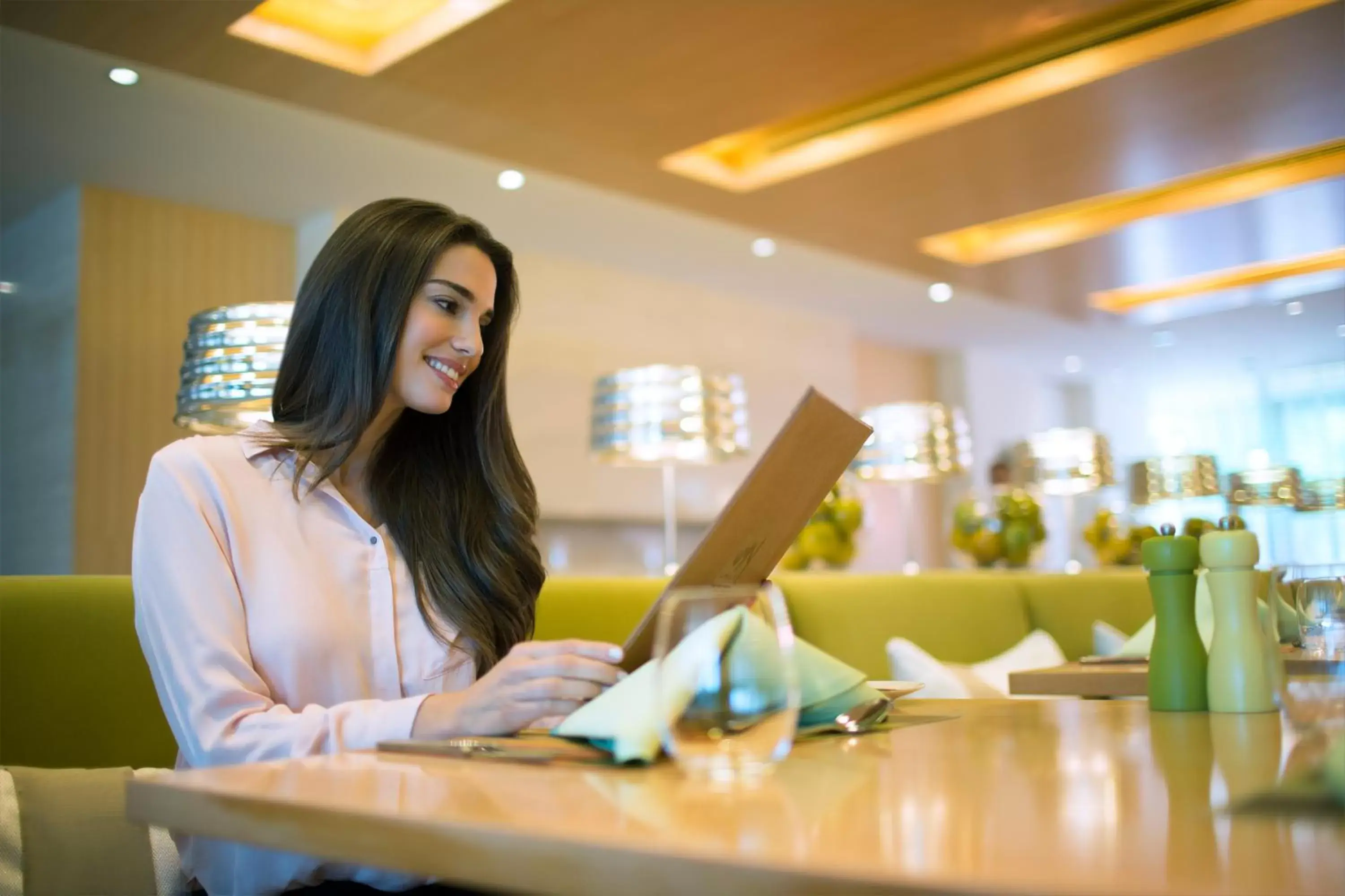 Restaurant/places to eat in Park Arjaan by Rotana, Abu Dhabi Restaurant/places to eat in Park Arjaan by Rotana, Abu Dhabi