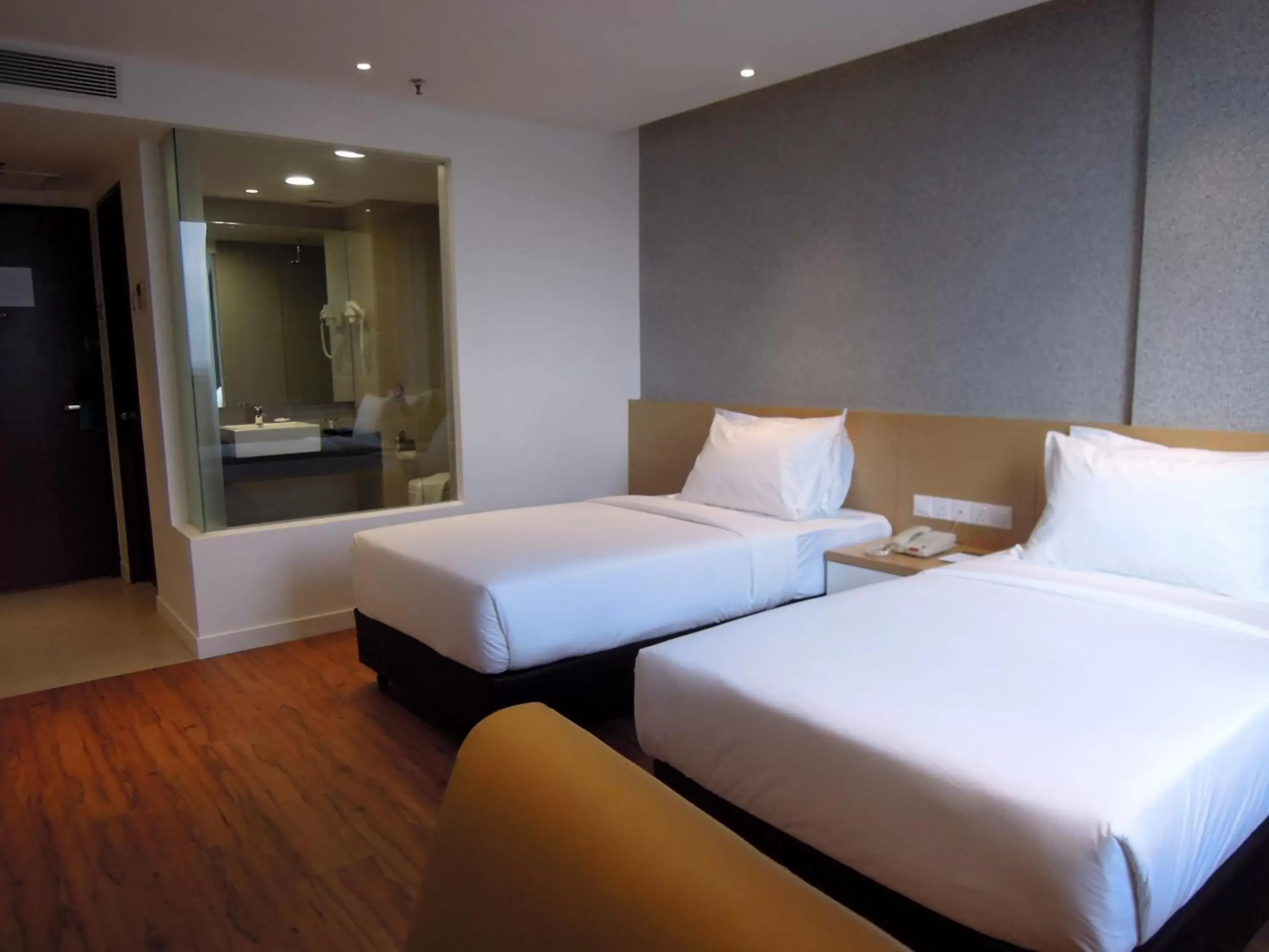 Bedroom, Bed in Hotel Excelsior Ipoh
