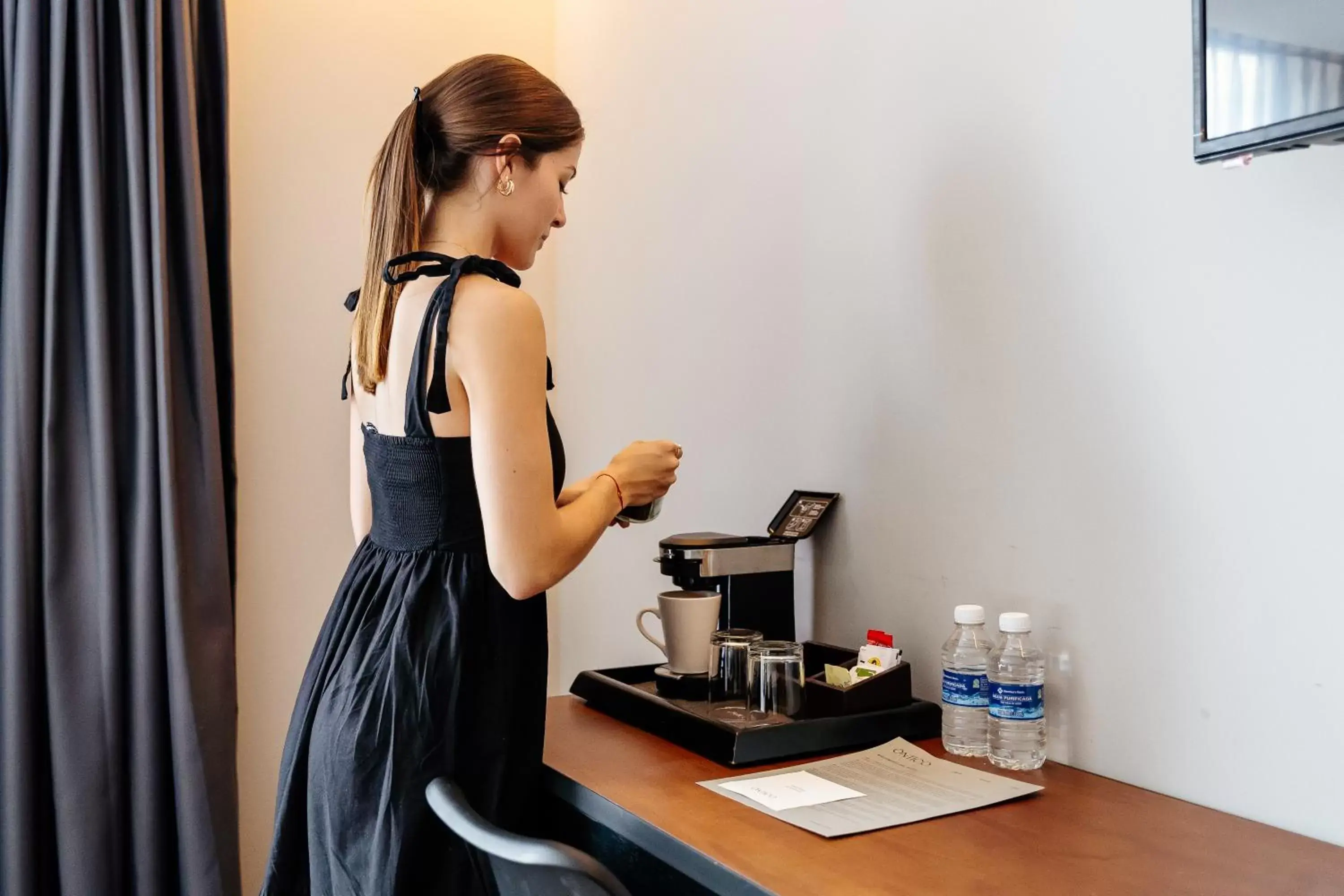 Coffee/tea facilities in Ontico Urban Design Hotel