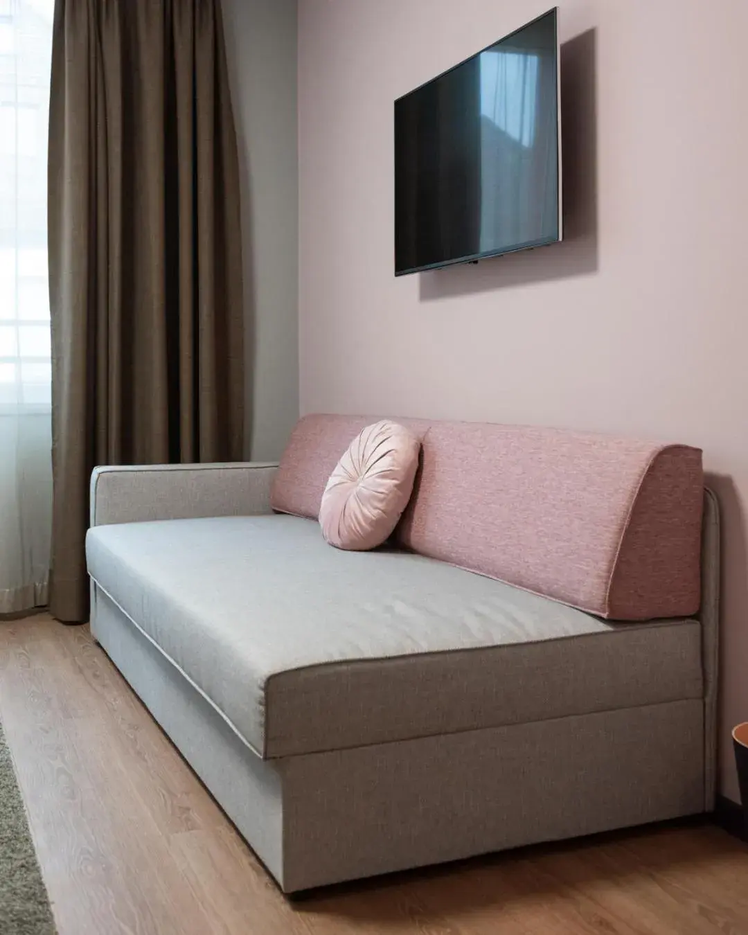 Staff, Bed in KOOS Hotel&Apartments - City Aparthotel Staff, Bed in KOOS Hotel&Apartments - City Aparthotel