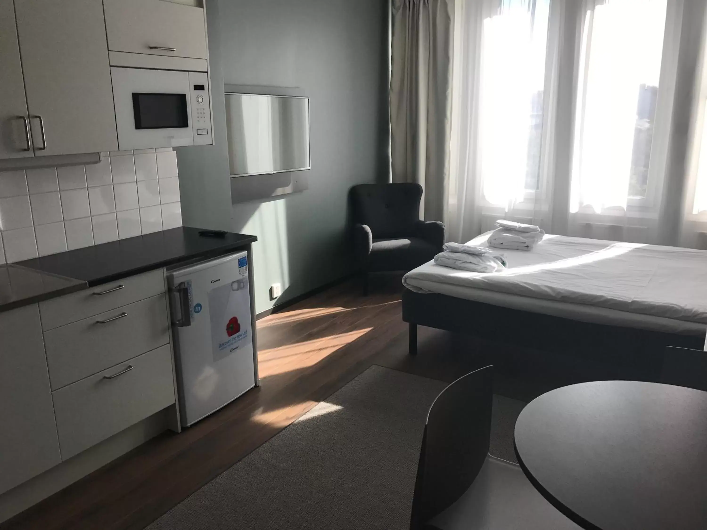 Kitchen or kitchenette in First Hotel Central