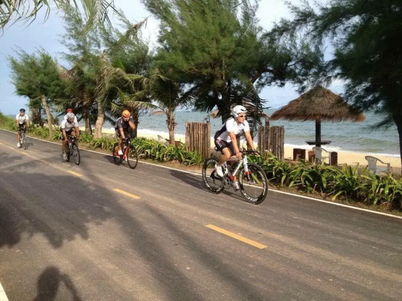 Cycling, Biking in Ruen Thai Rim Haad Resort