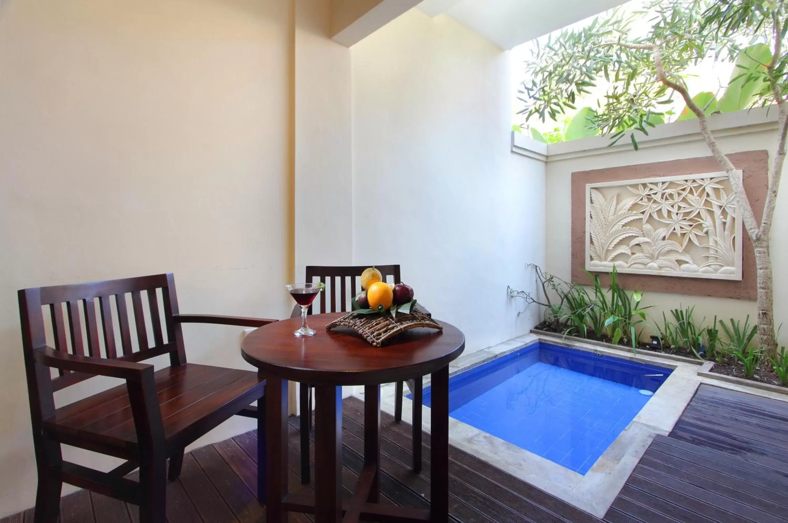 Balcony/Terrace, Swimming Pool in Best Western Kuta Villa