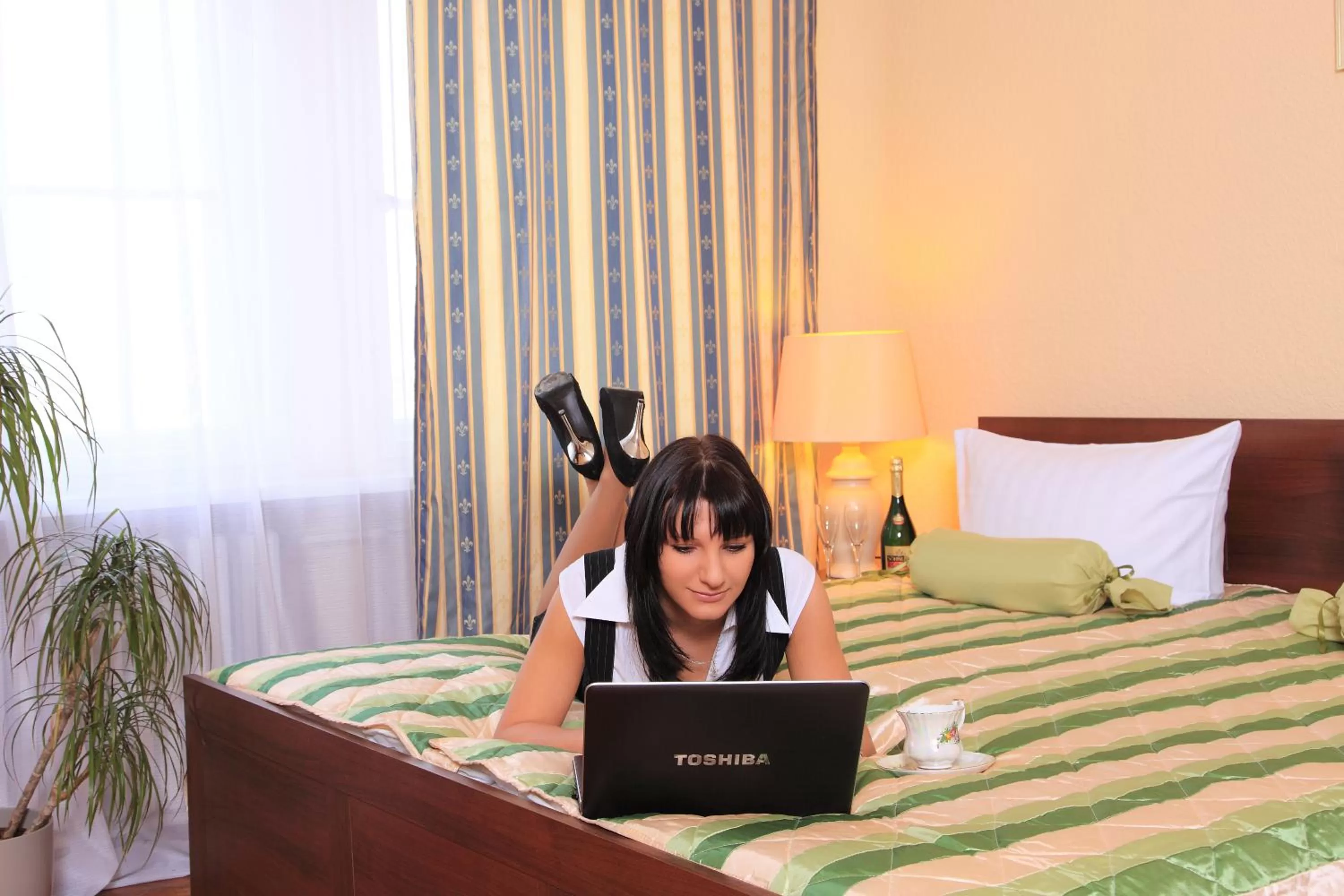 Bed in Hotel Central Inn am Hauptbahnhof Pension