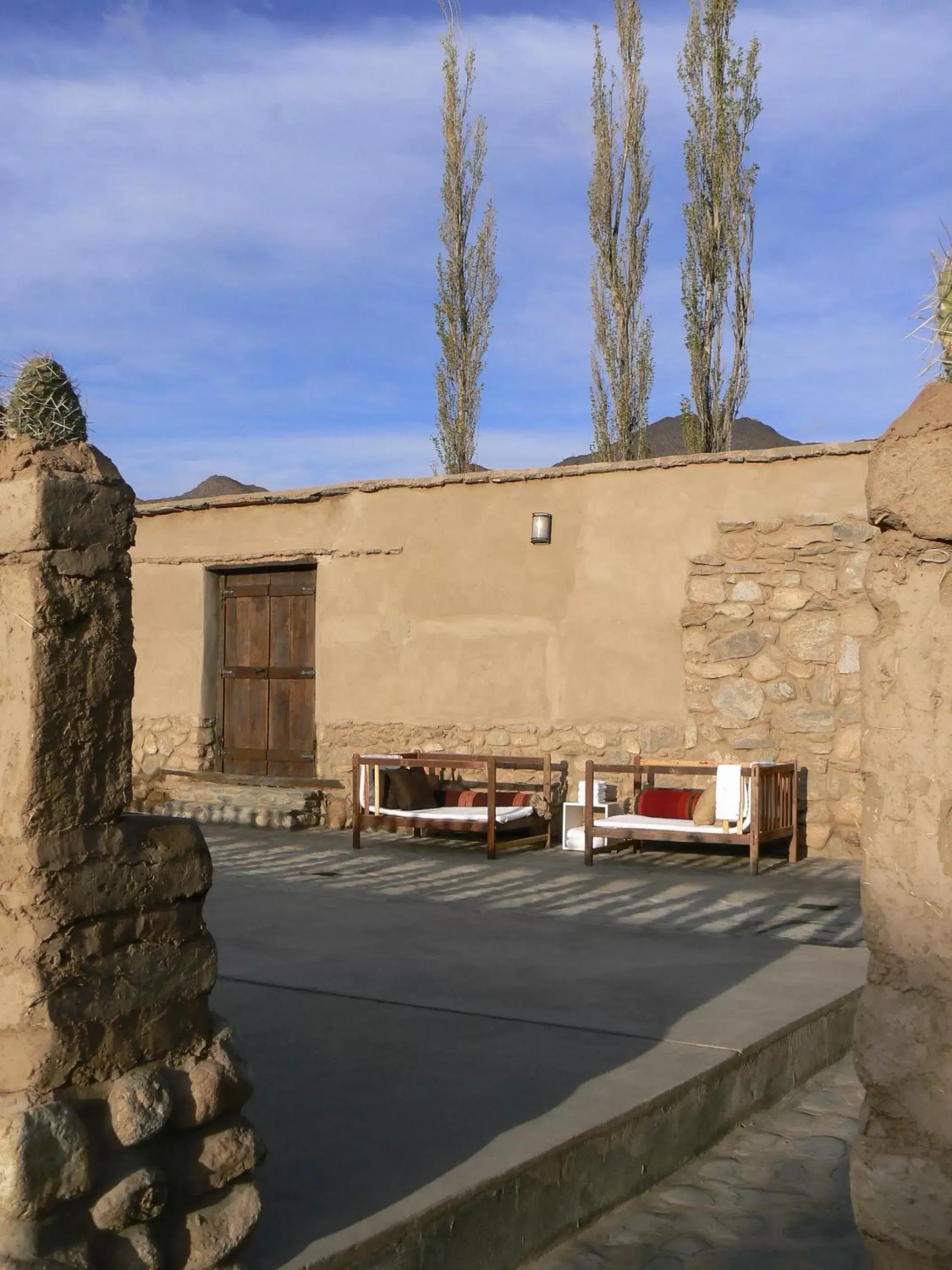 Facade/entrance in La Merced Del Alto Facade/entrance in La Merced Del Alto
