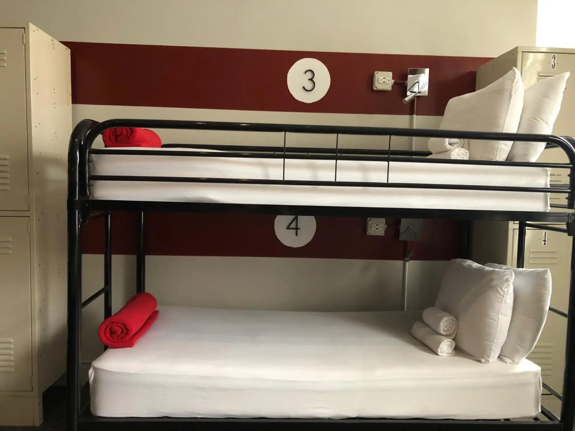 microwave, Bunk Bed in Chicago Getaway Hostel