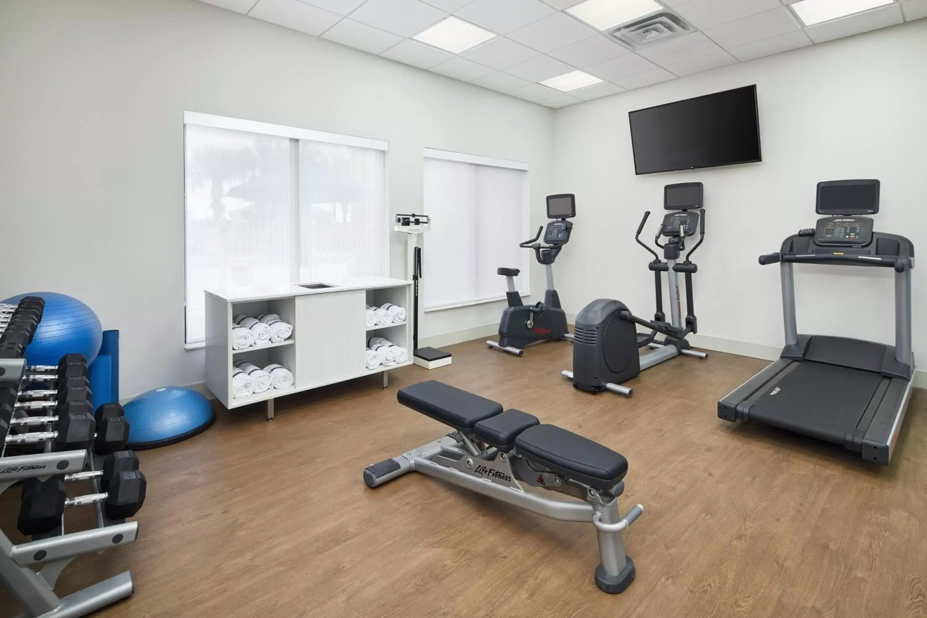 Fitness centre/facilities, Fitness Center/Facilities in Holiday Inn Express Hotel & Suites Port Richey, an IHG Hotel