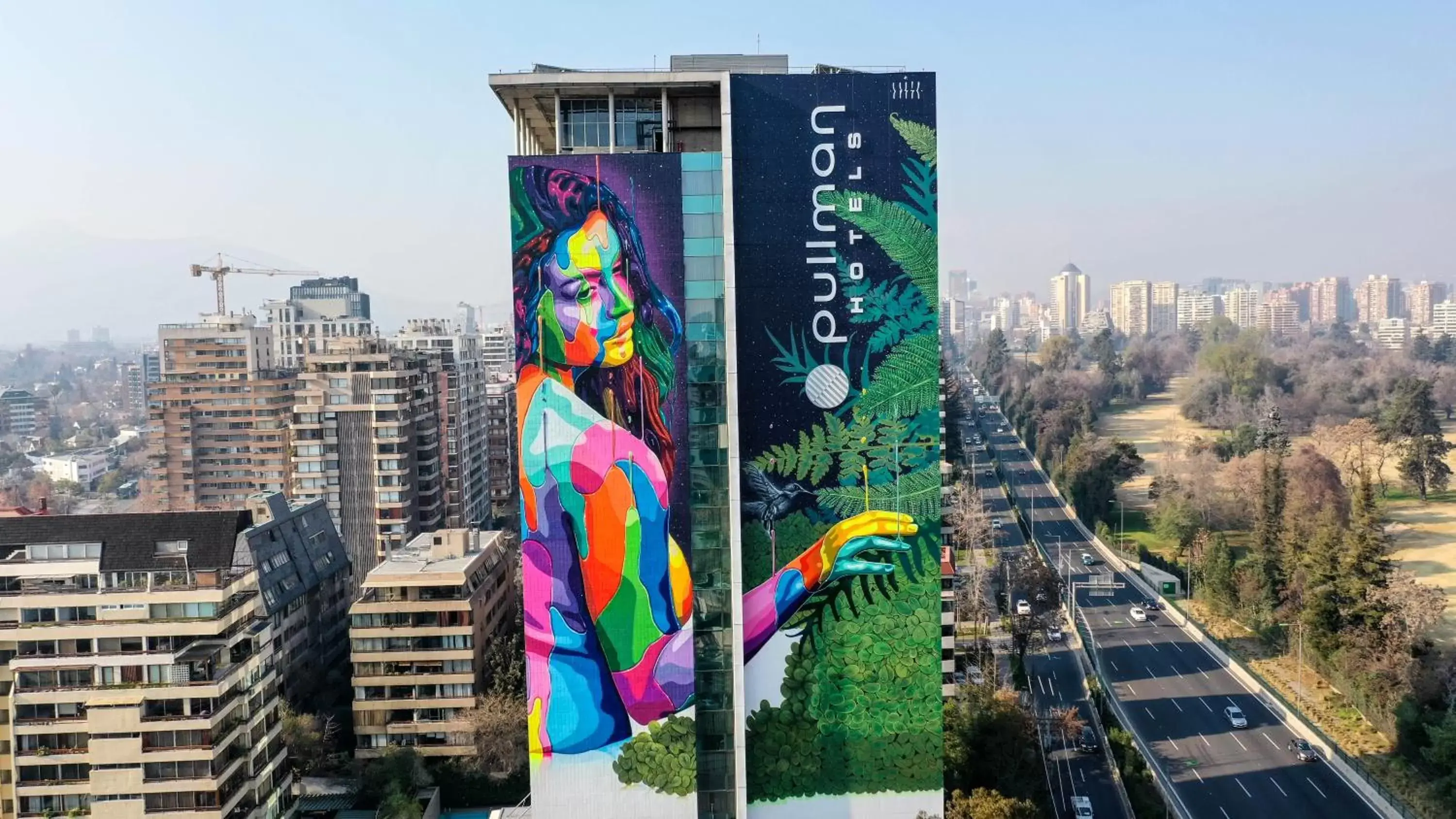 Facade/entrance in Pullman Santiago Vitacura