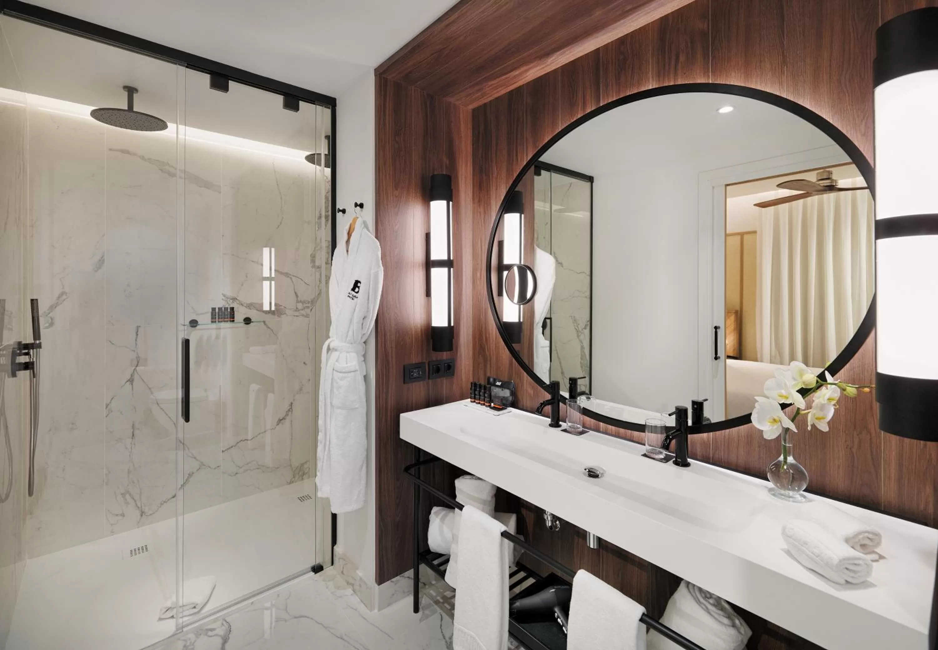 Toilet in H10 Madison 4* Sup