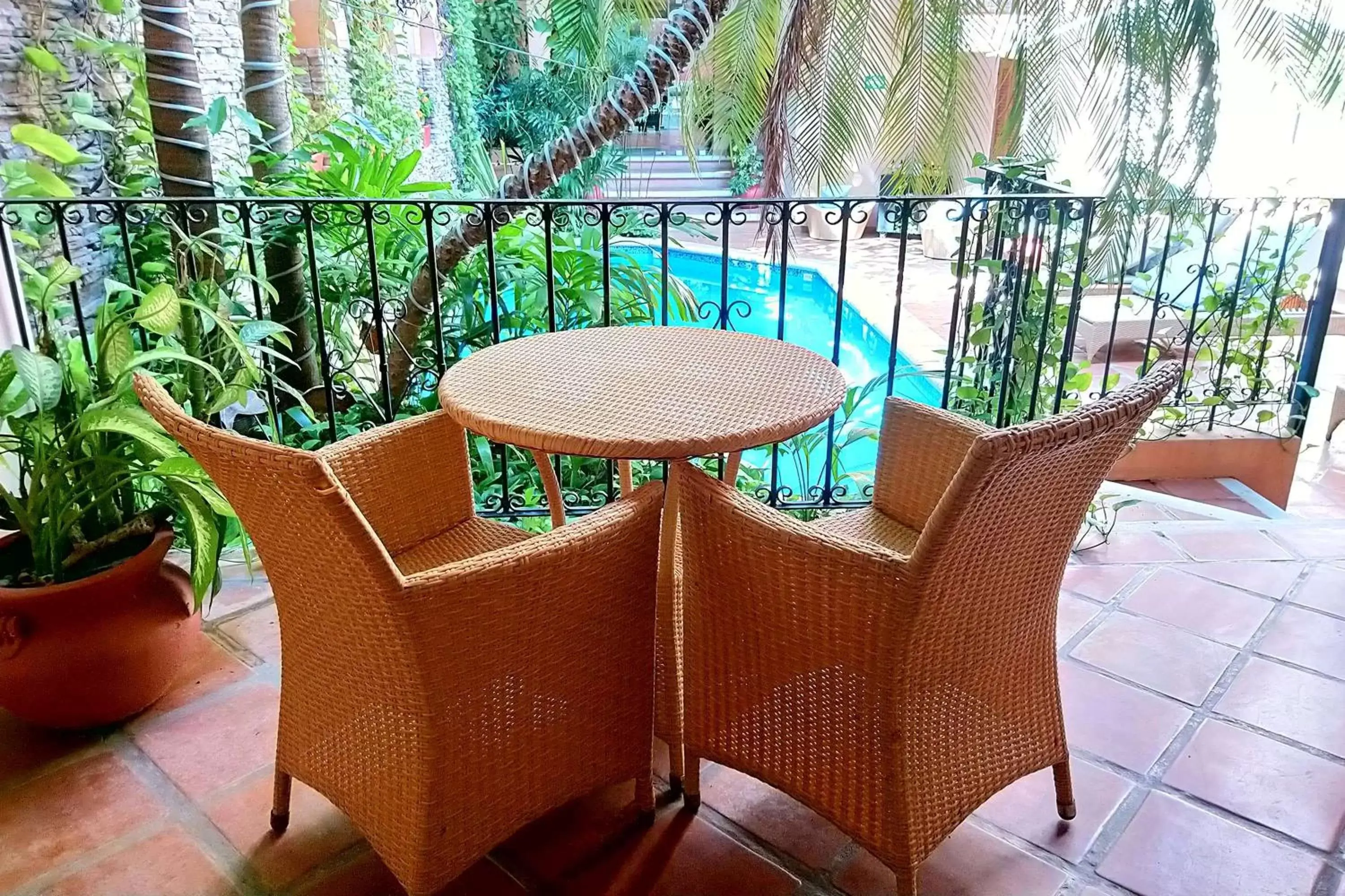 Bedroom, Balcony/Terrace in Acanto Hotel Playa del Carmen, Trademark Collection by Wyndham