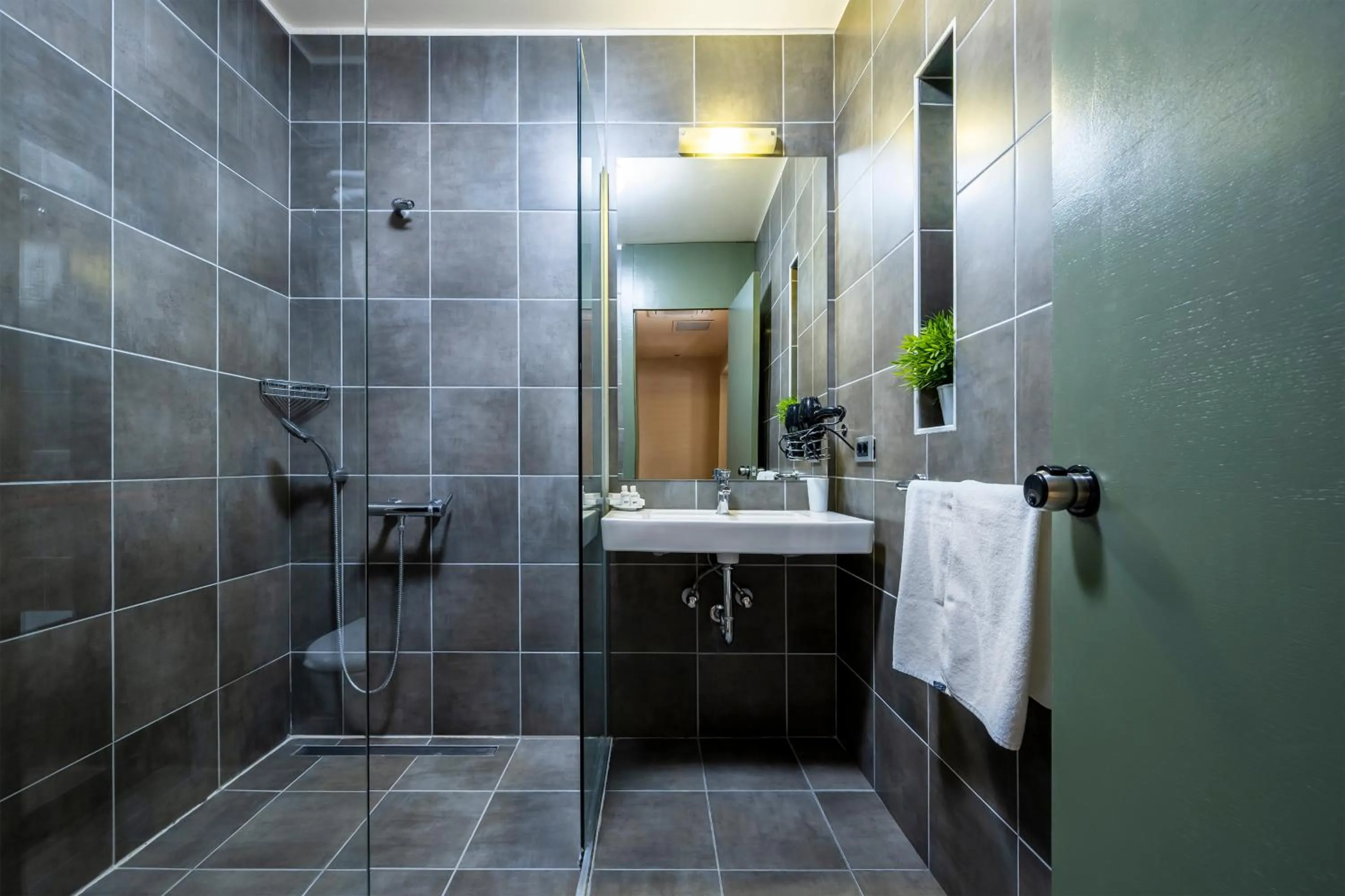 Bathroom in Ansen Hotel and Suites