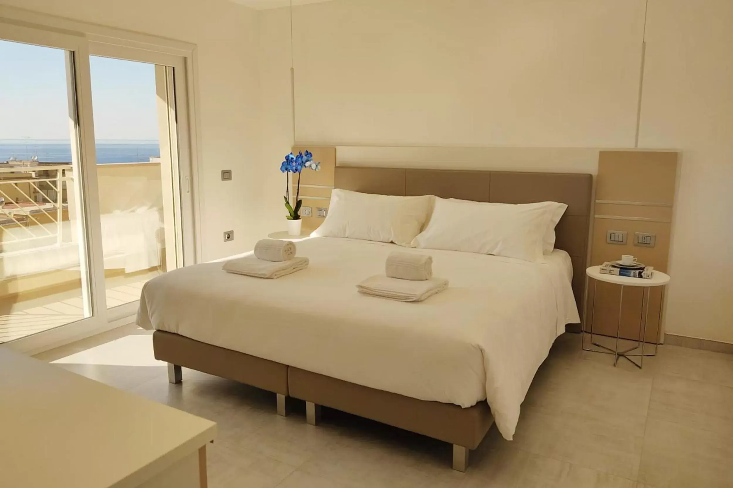 Balcony/Terrace, Bed in Bizantini Tropea