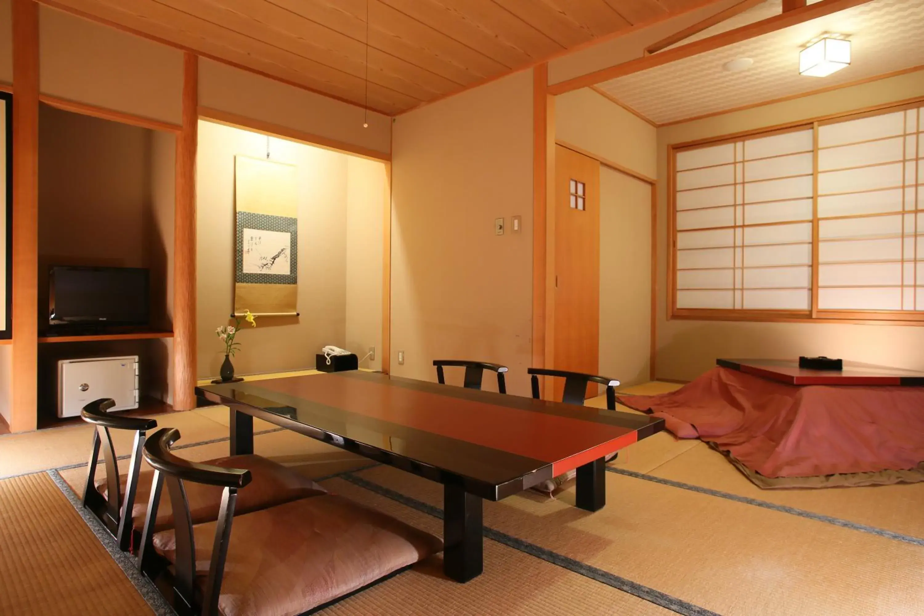 Living room in Ichinoyu Katei