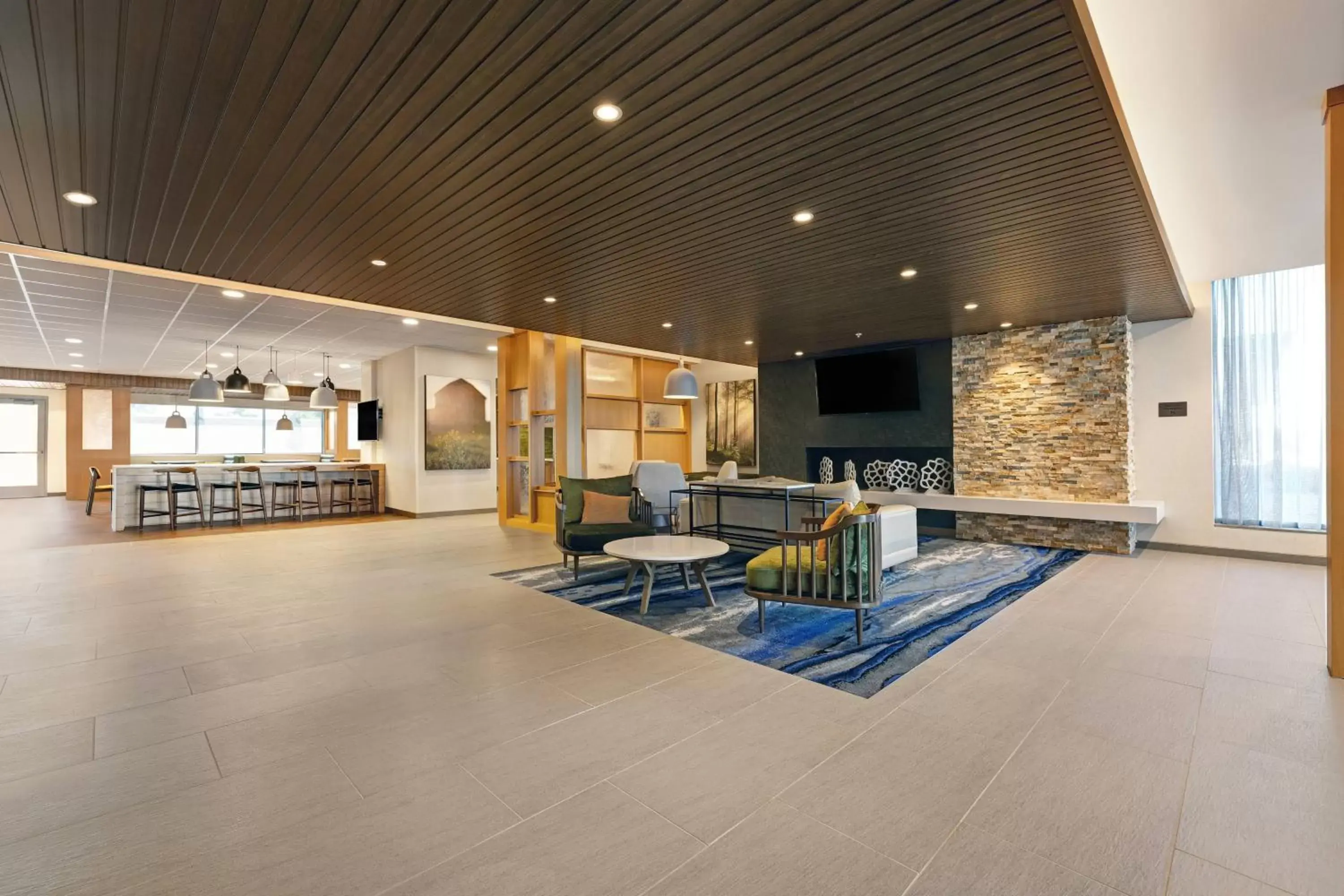 Lobby or reception in Fairfield Inn & Suites by Marriott Milwaukee Brookfield