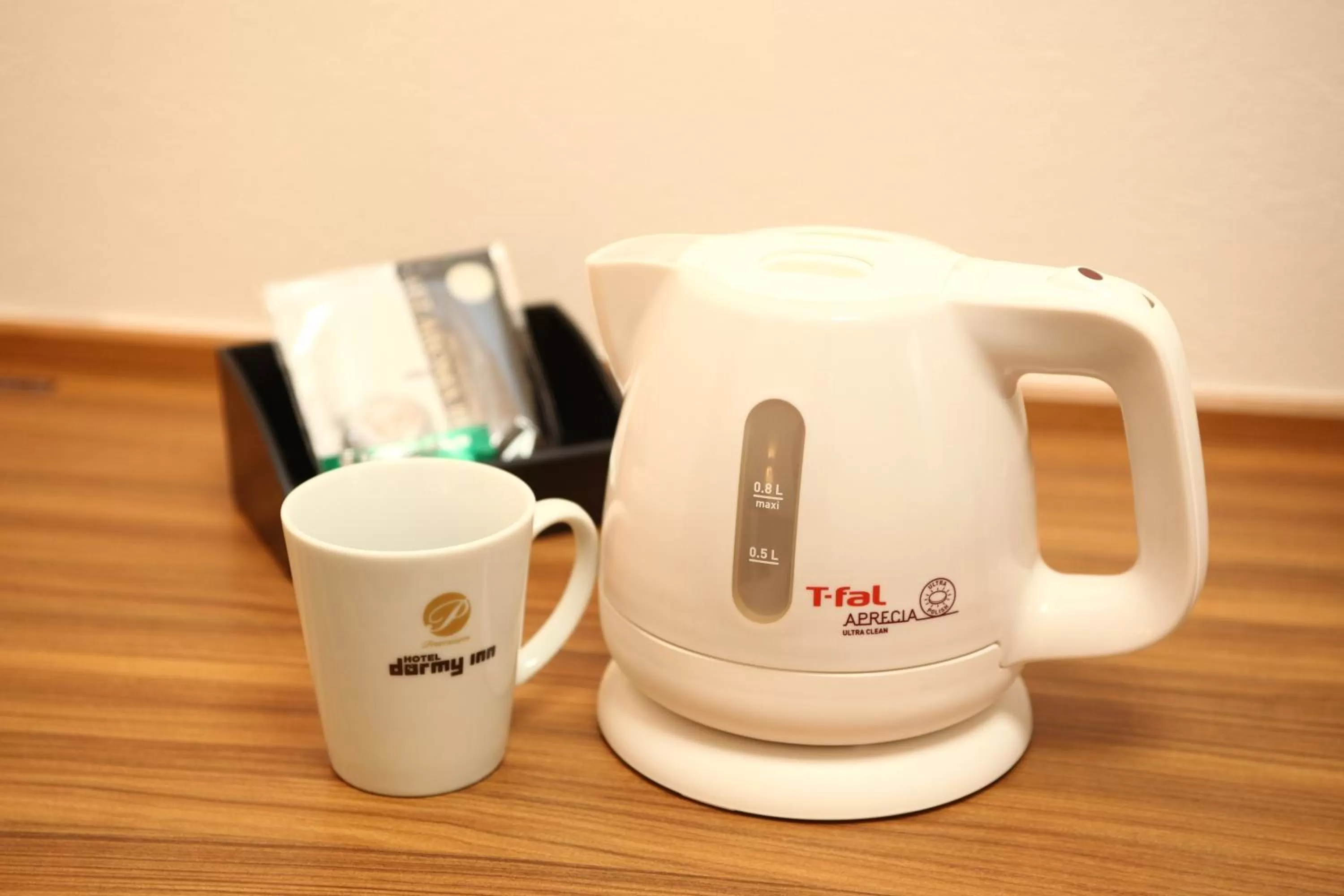 Coffee/tea facilities in Dormy Inn Premium Sapporo