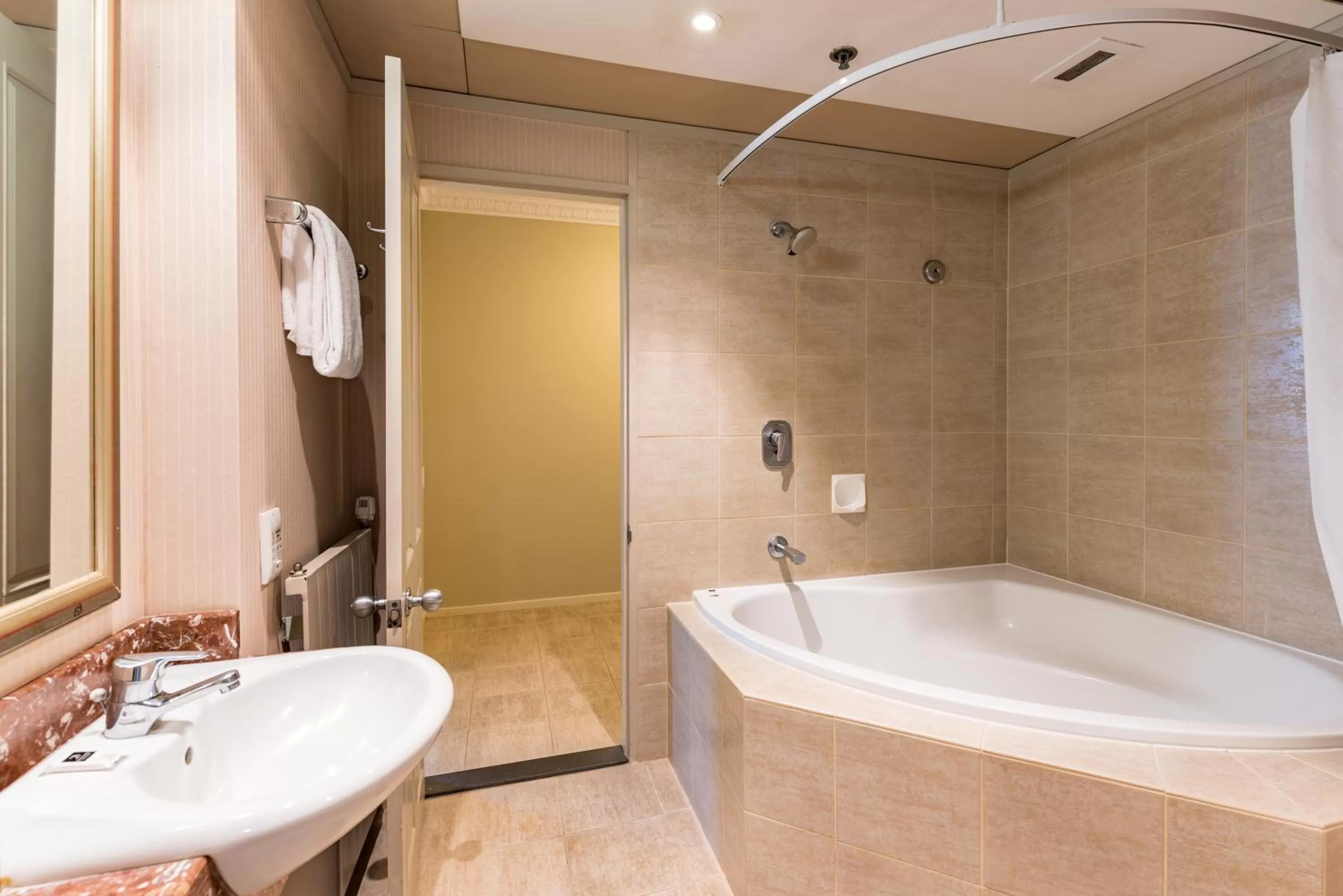 Bathroom in Distinction Hotel Rotorua