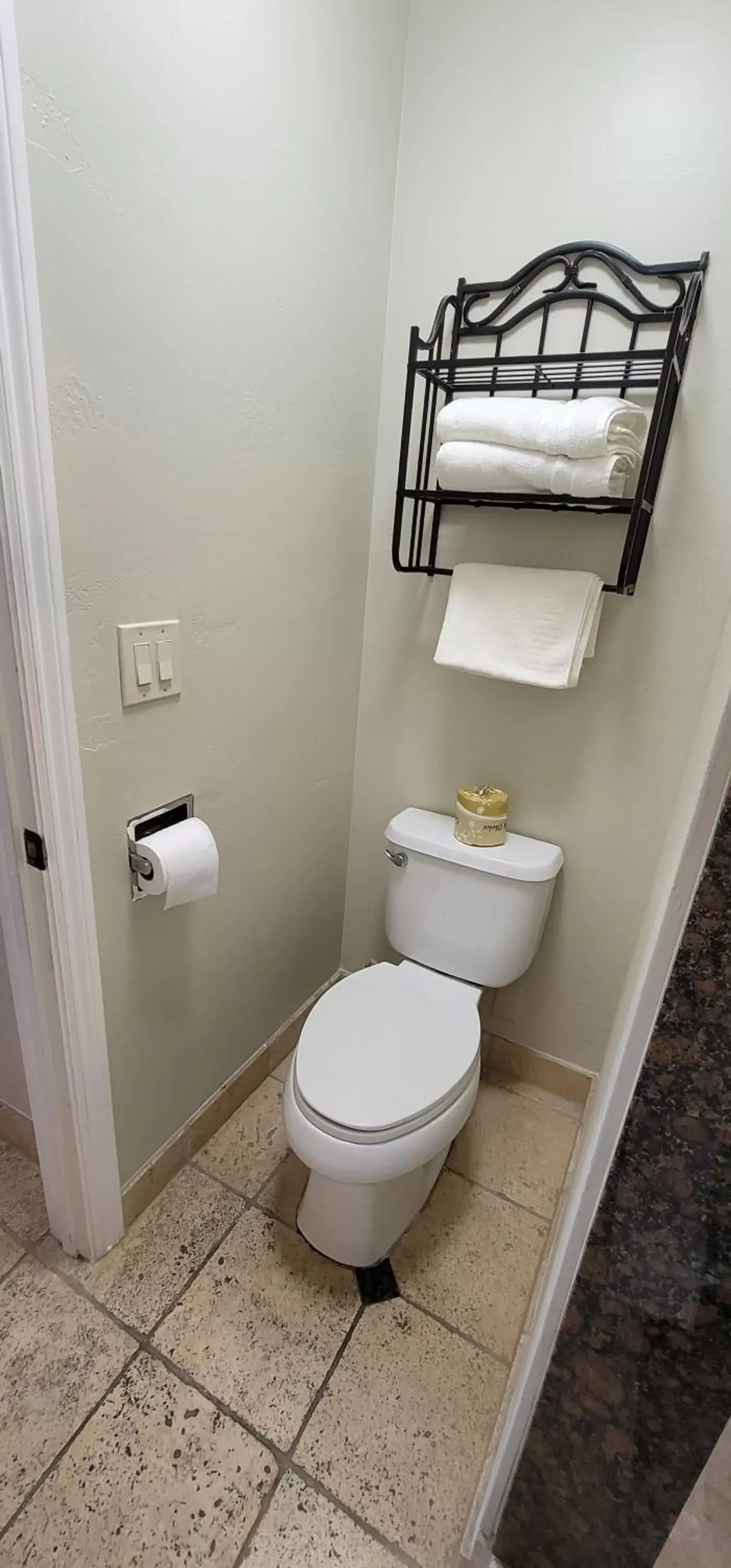 Bathroom in Beachwalker Inn & Suites