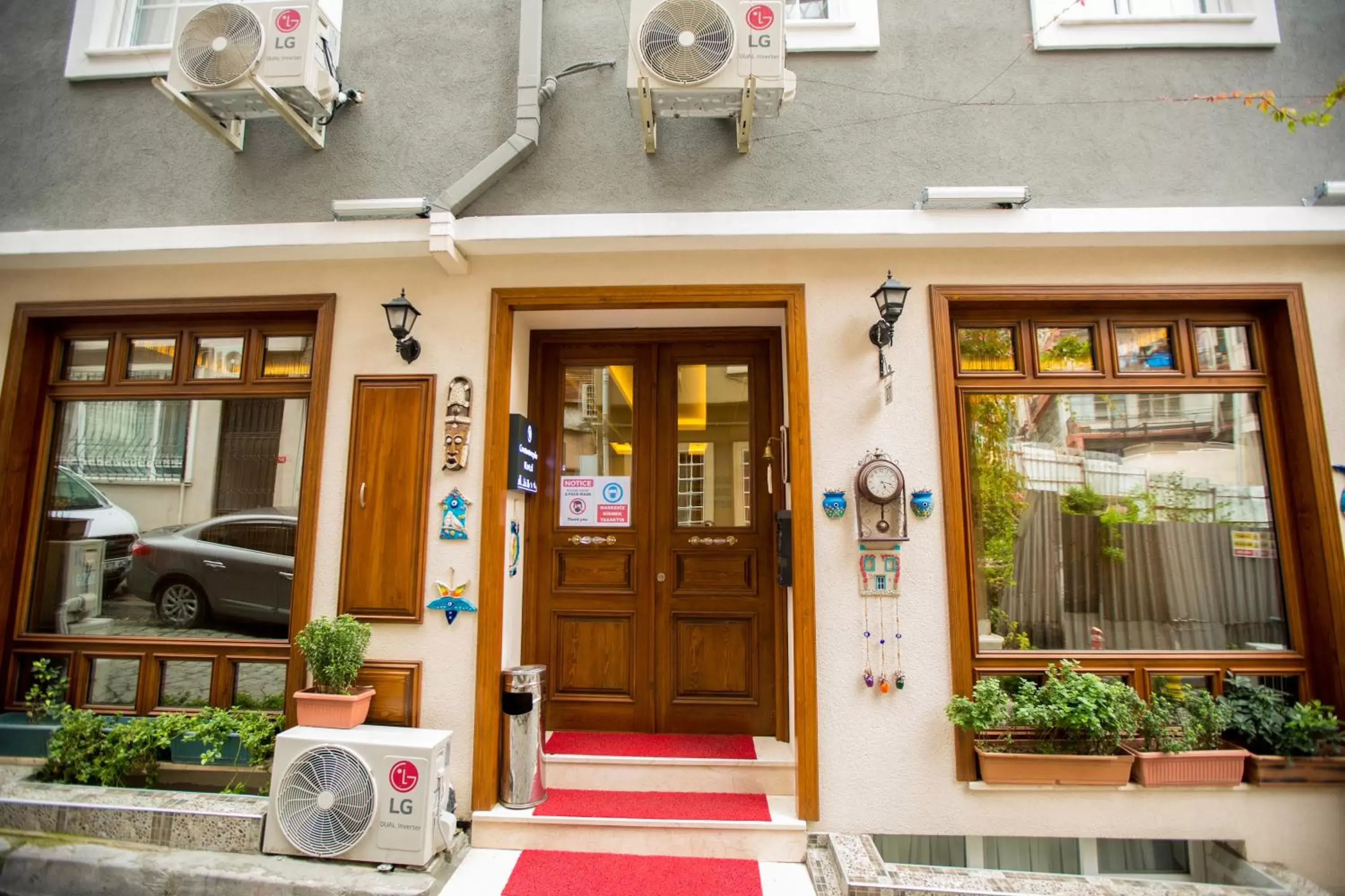 Property building in Constantinopolis Hotel Property building in Constantinopolis Hotel