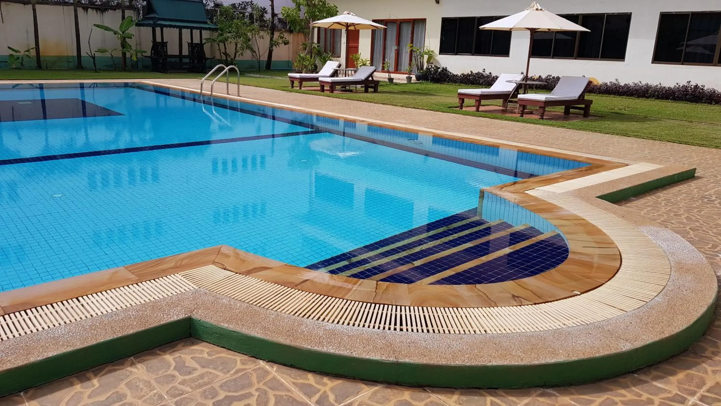 Swimming Pool in City Angkor Hotel