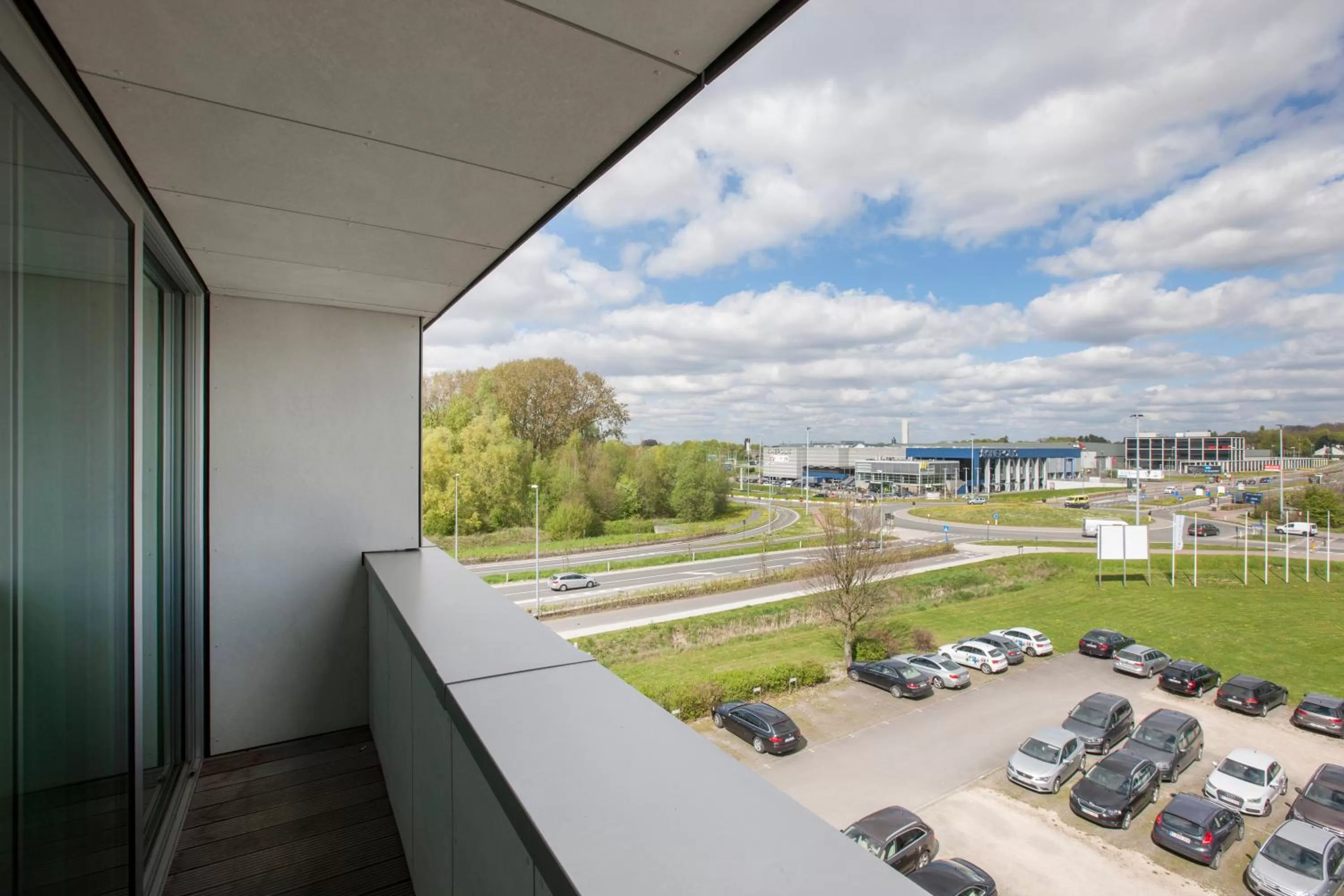 Street view in ibis Styles Kortrijk Expo