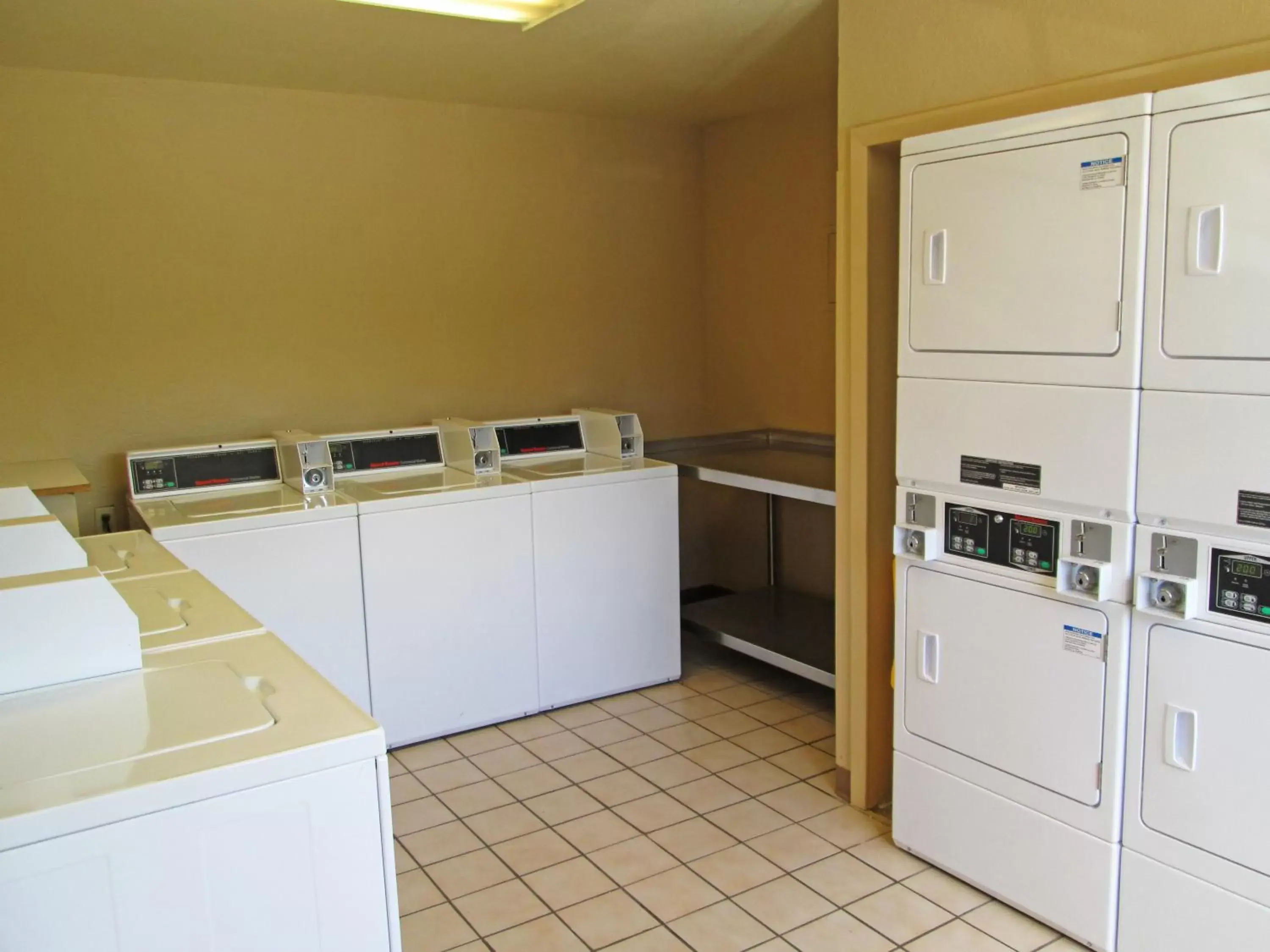 Other, Kitchen/Kitchenette in Extended Stay America Suites - Arlington