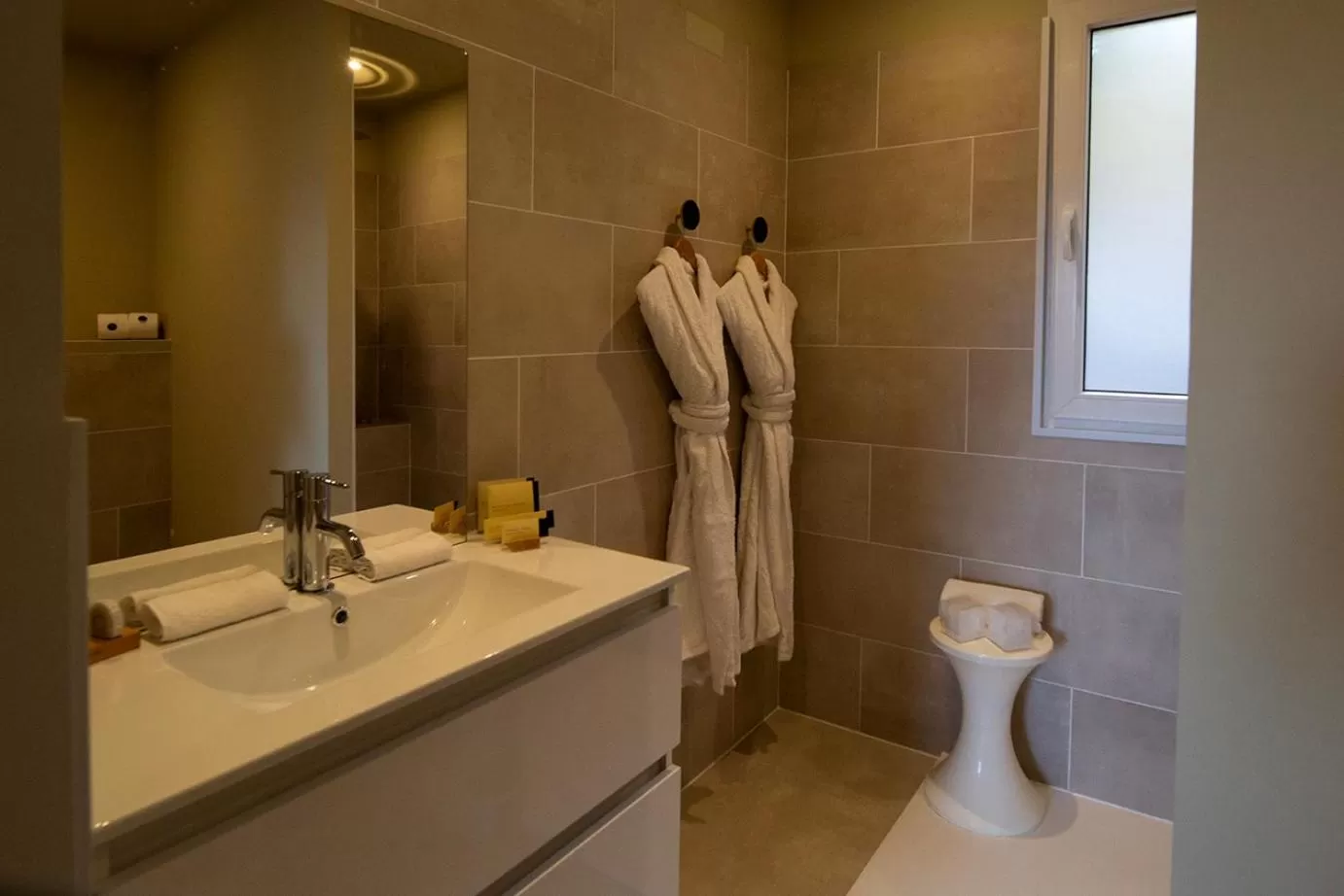 SWIM LODGE HOTEL Piscine privée ou Jacuzzi privé