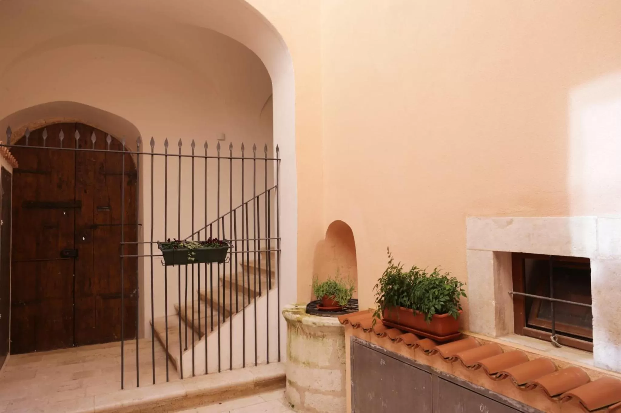 Inner courtyard view in B&B Eden