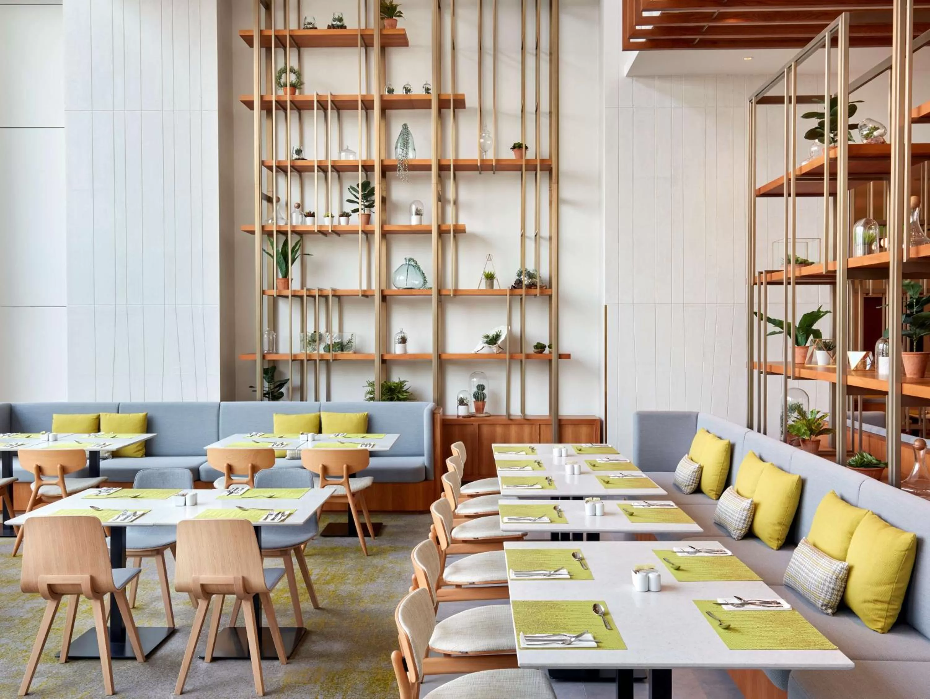 Restaurant/places to eat in Hilton Garden Inn Kuwait