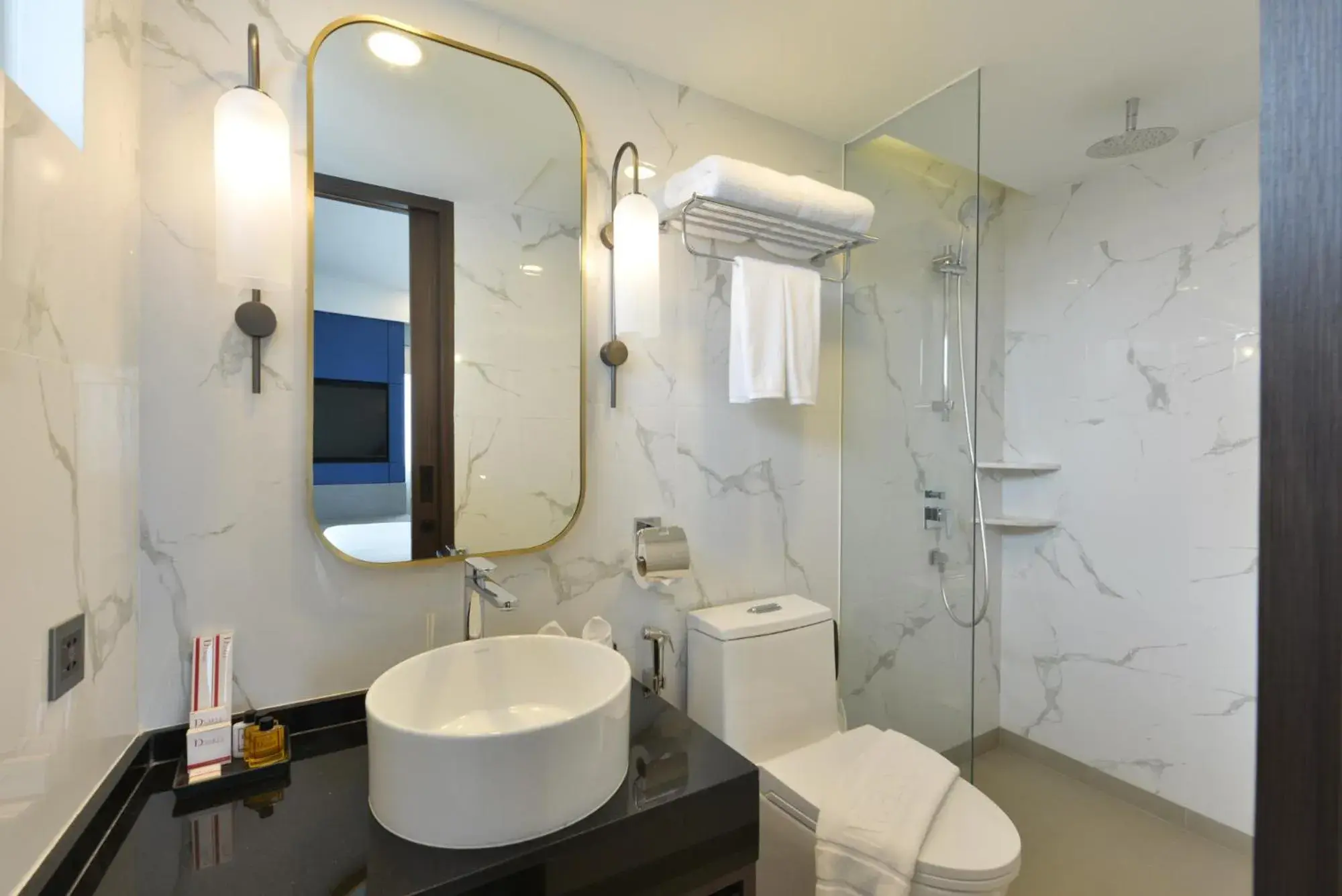 Shower, Bathroom in D Varee Jomtien Beach, Pattaya