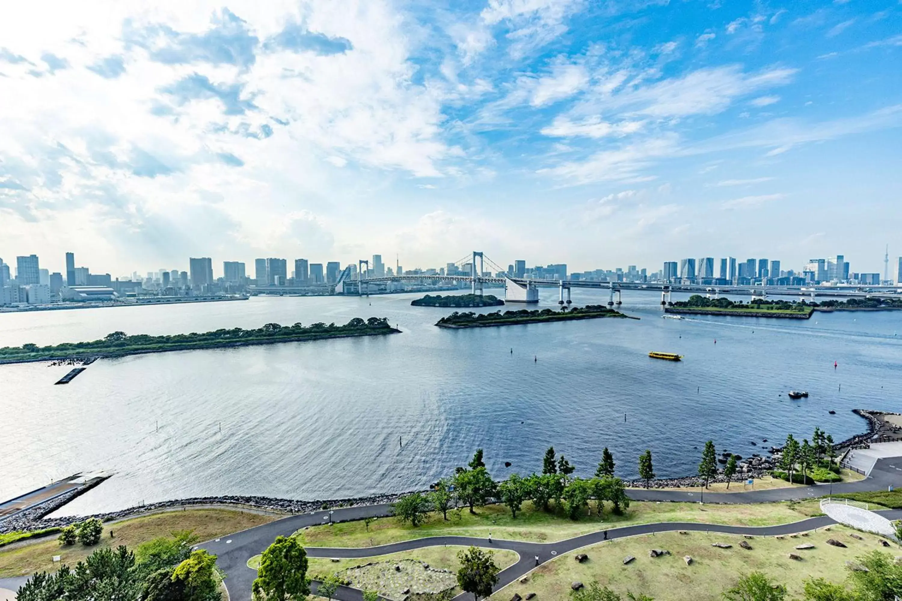 Property building, River View in Hilton Tokyo Odaiba