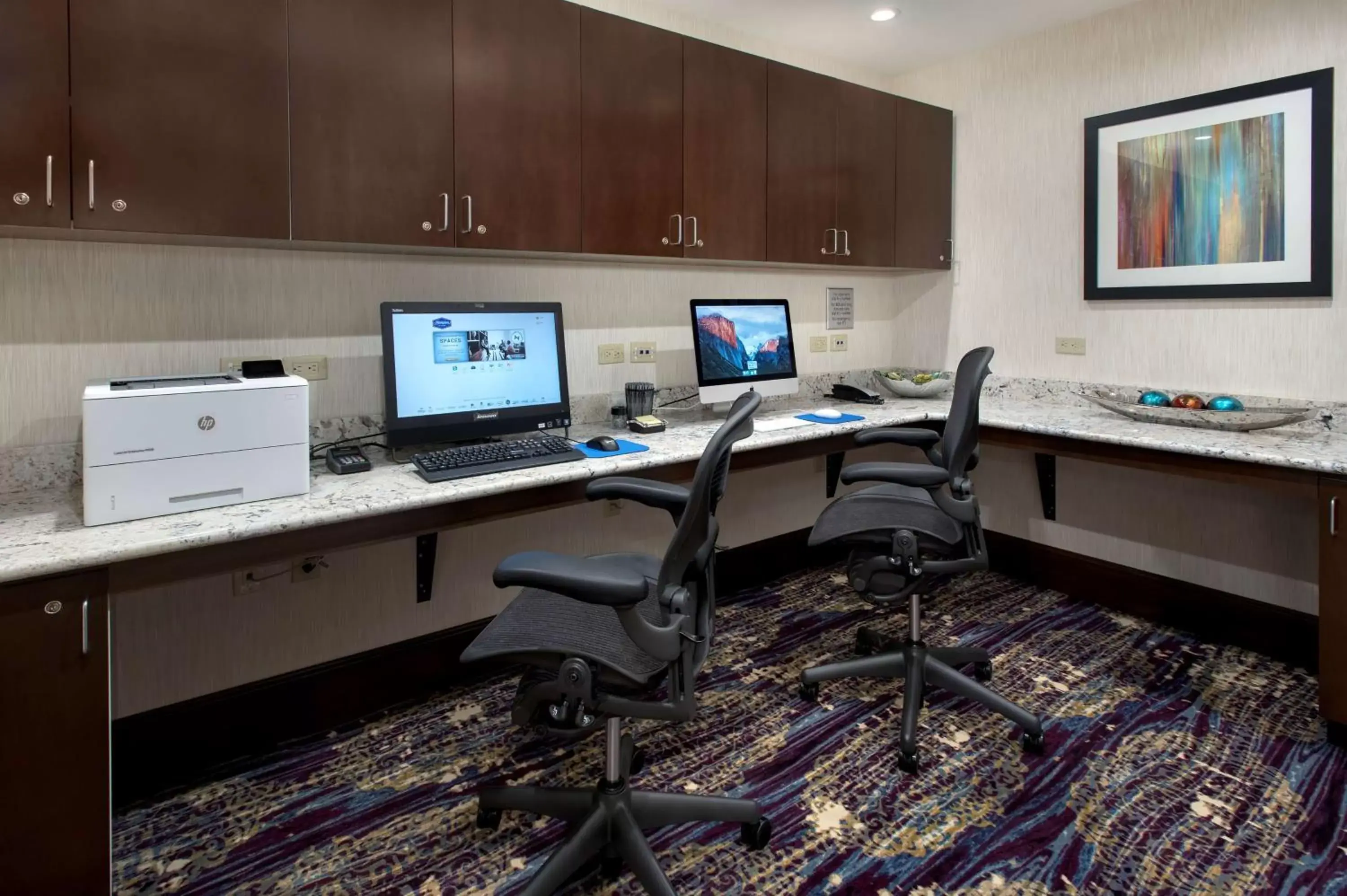 Business facilities, Business Area/Conference Room in Hampton Inn by Hilton New Paltz, NY