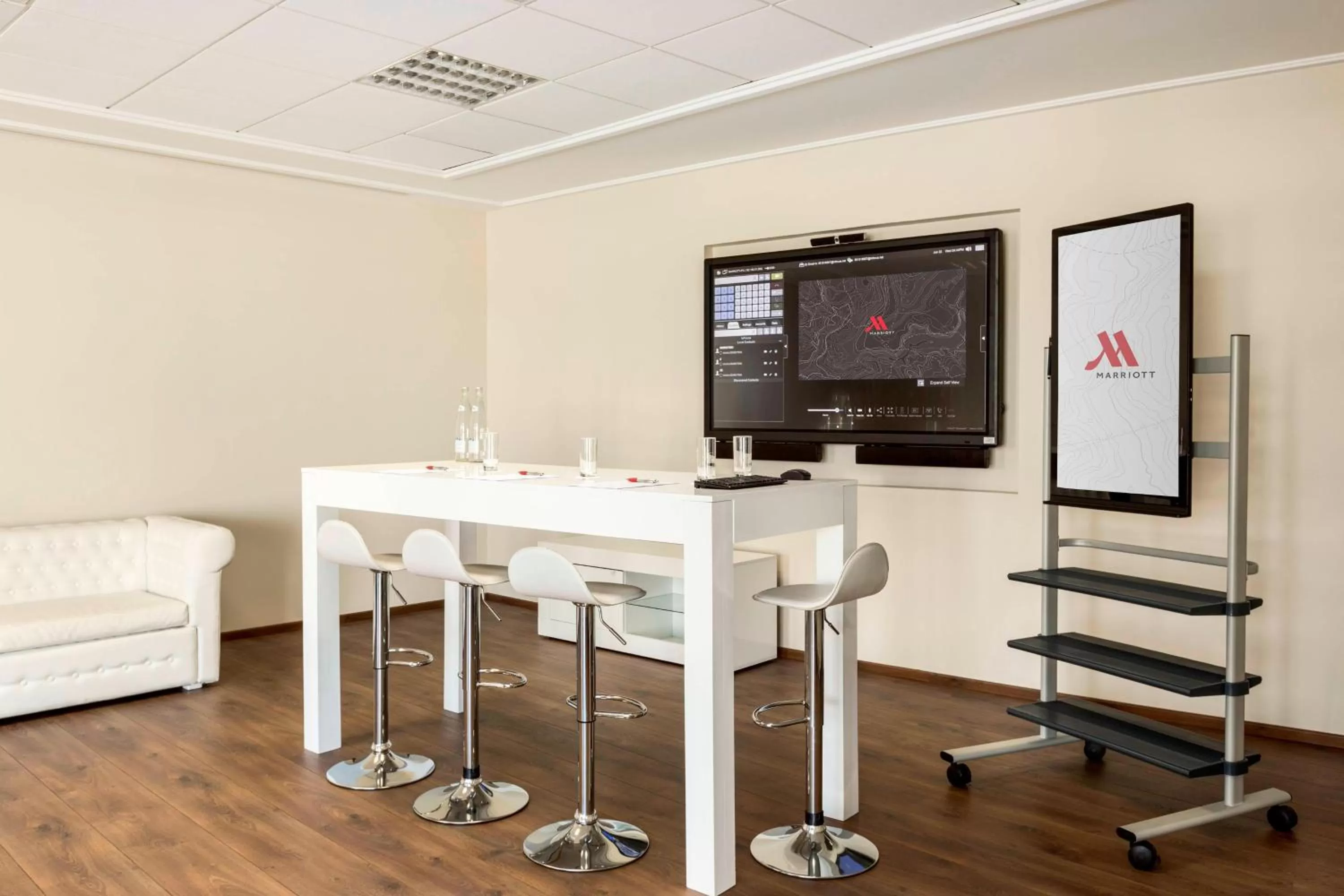 Meeting/conference room in Riviera Marriott Hotel La Porte De Monaco