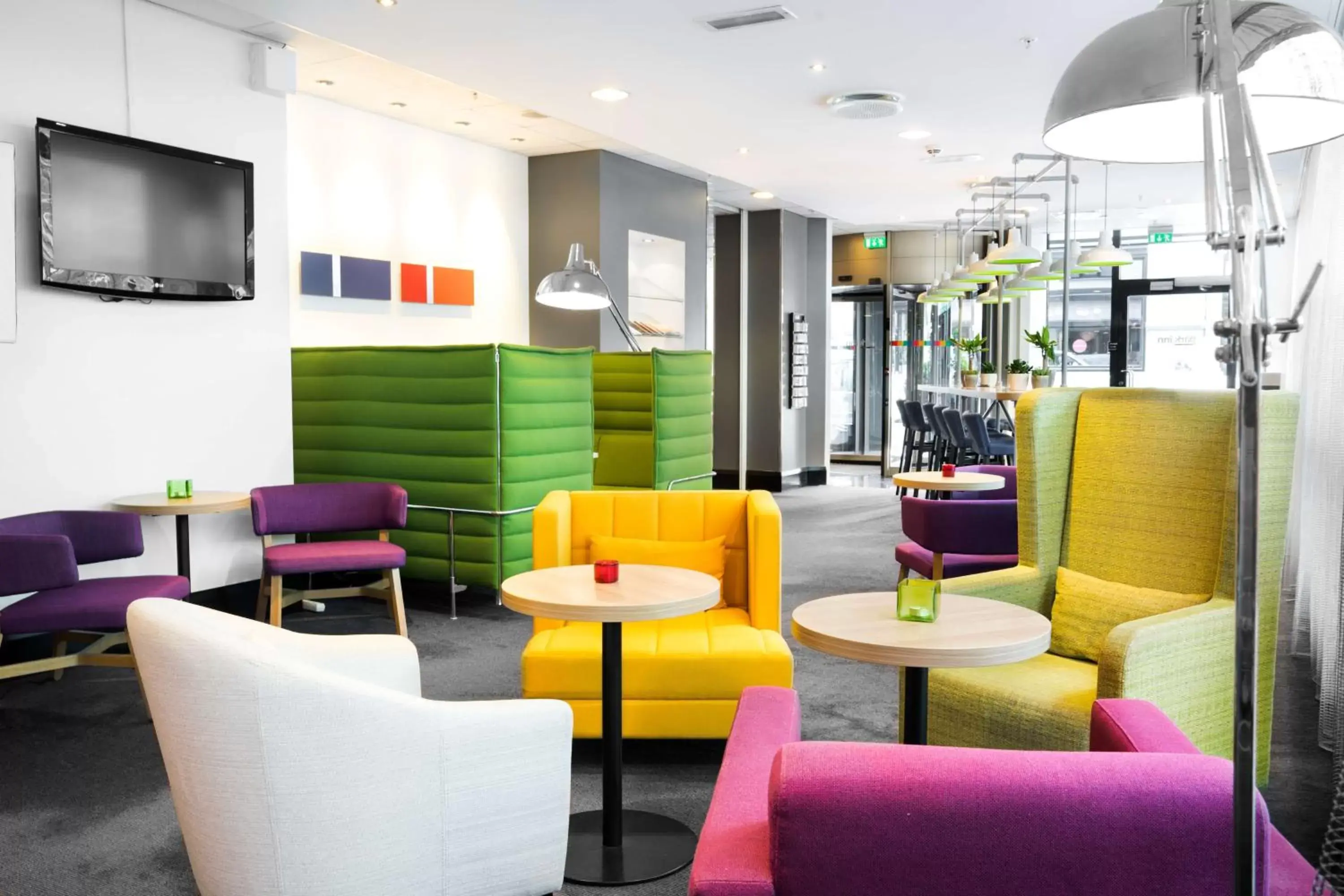 Lobby or reception, Lounge/Bar in Park Inn by Radisson Oslo