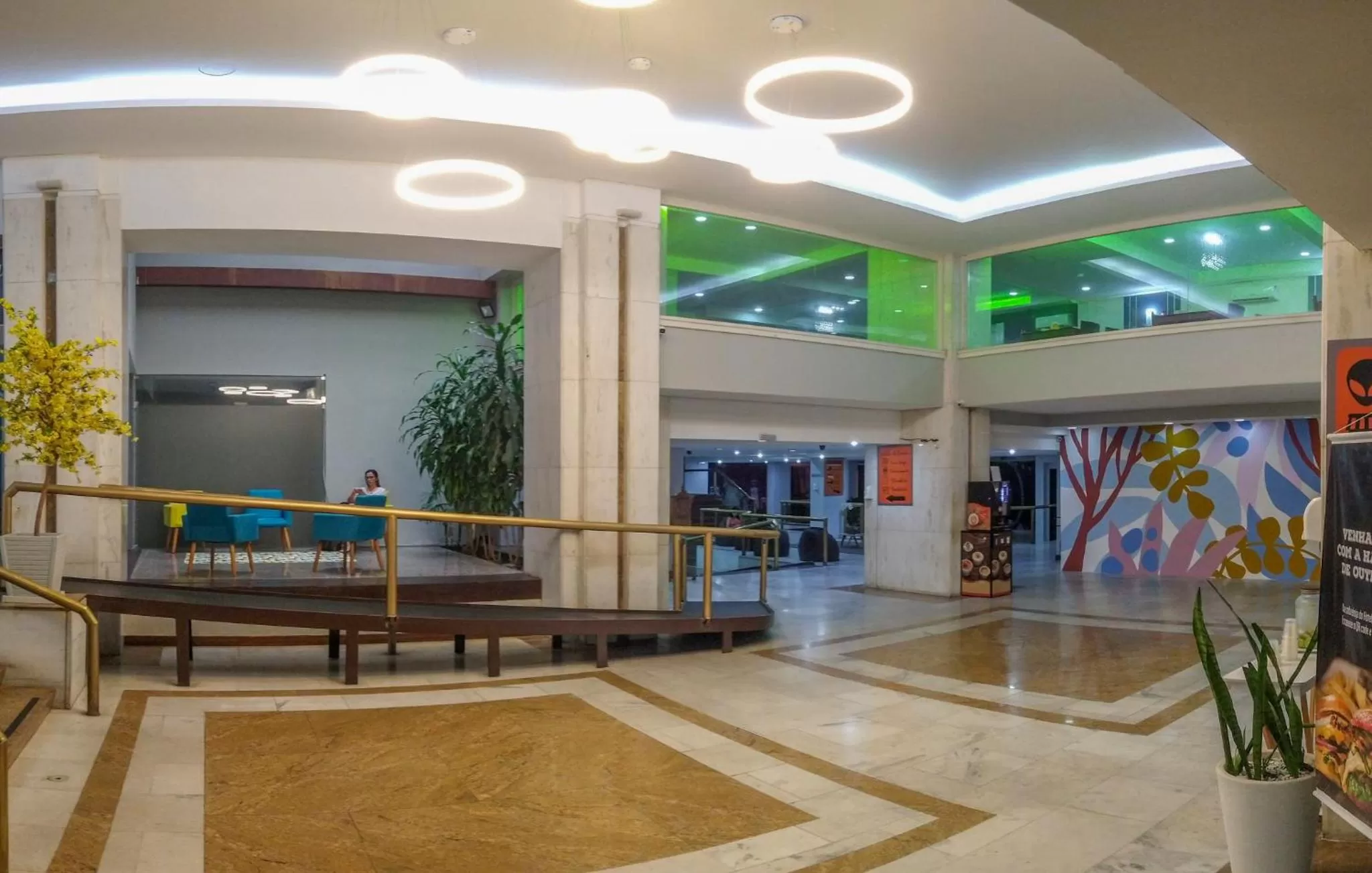 Property building in Embaixador Hotel & Centro de Eventos by Fast10