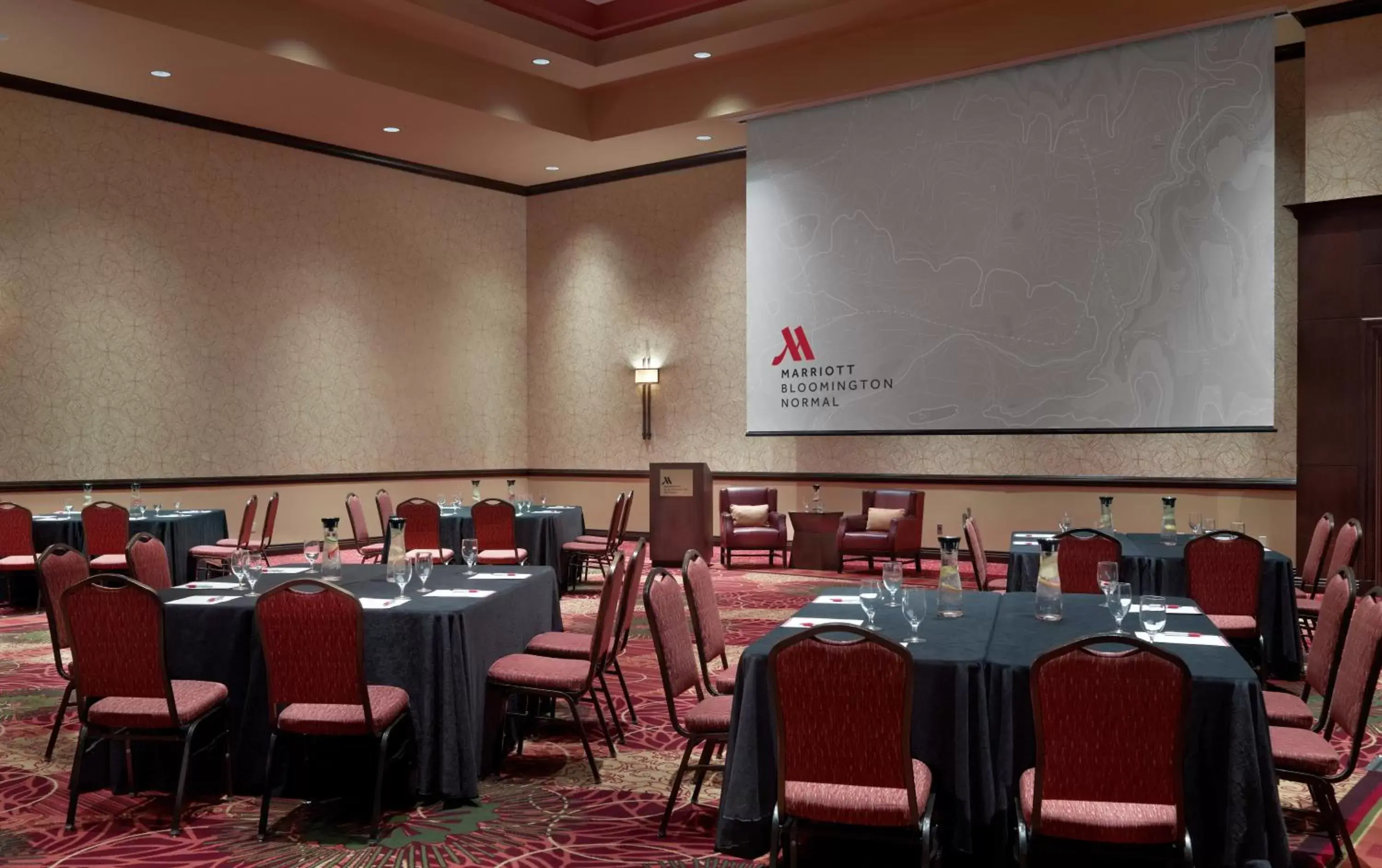 Banquet/Function facilities, Restaurant/Places to Eat in Marriott Bloomington Normal Hotel and Conference Center