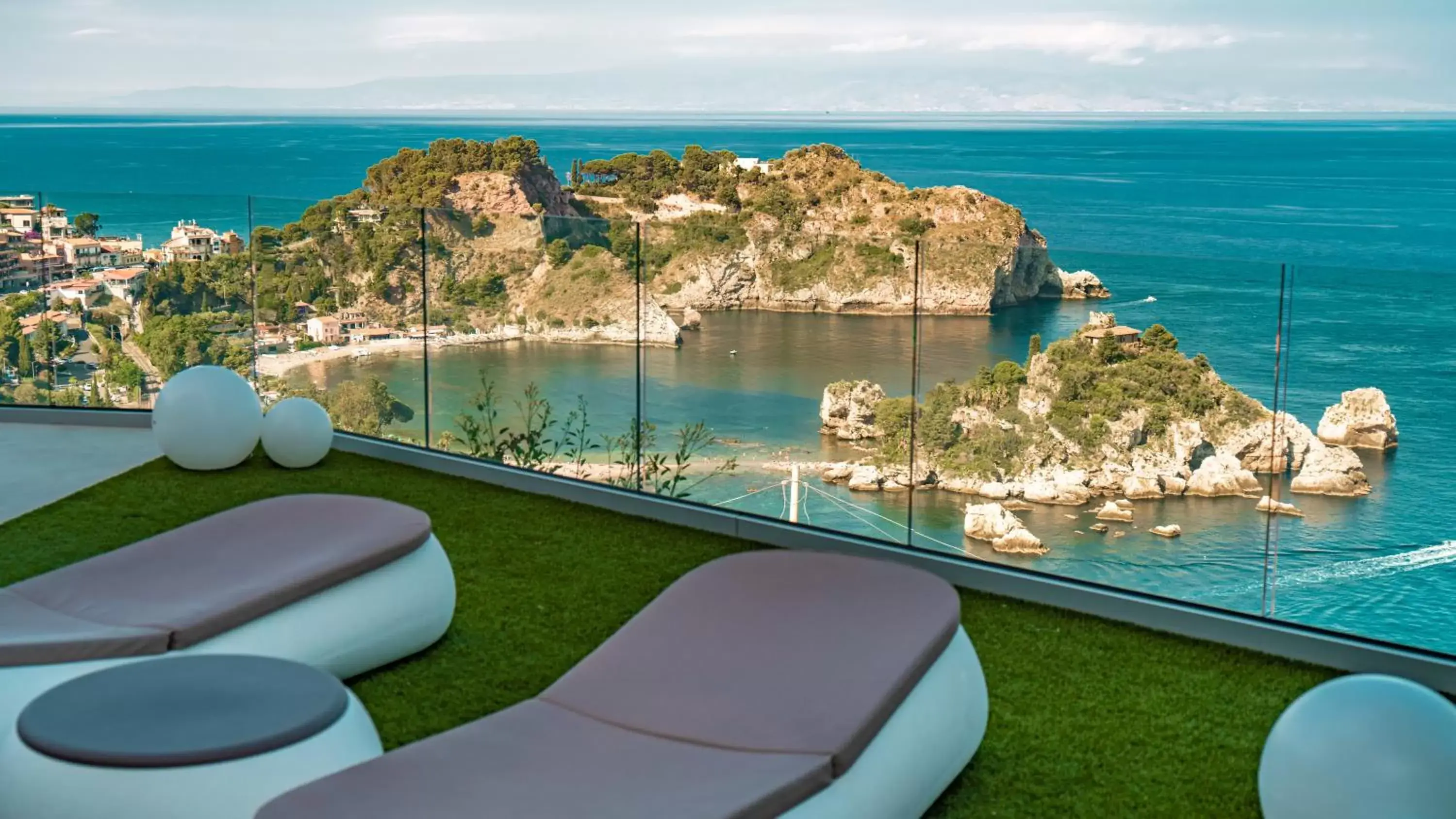 Sea View in Isola Bella Infinity Suites