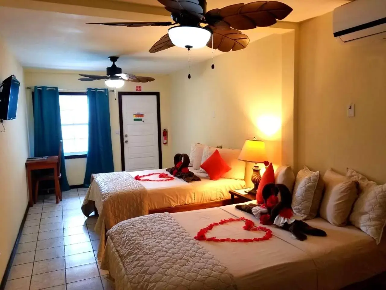 Bedroom in Ocean Tide Beach Resort