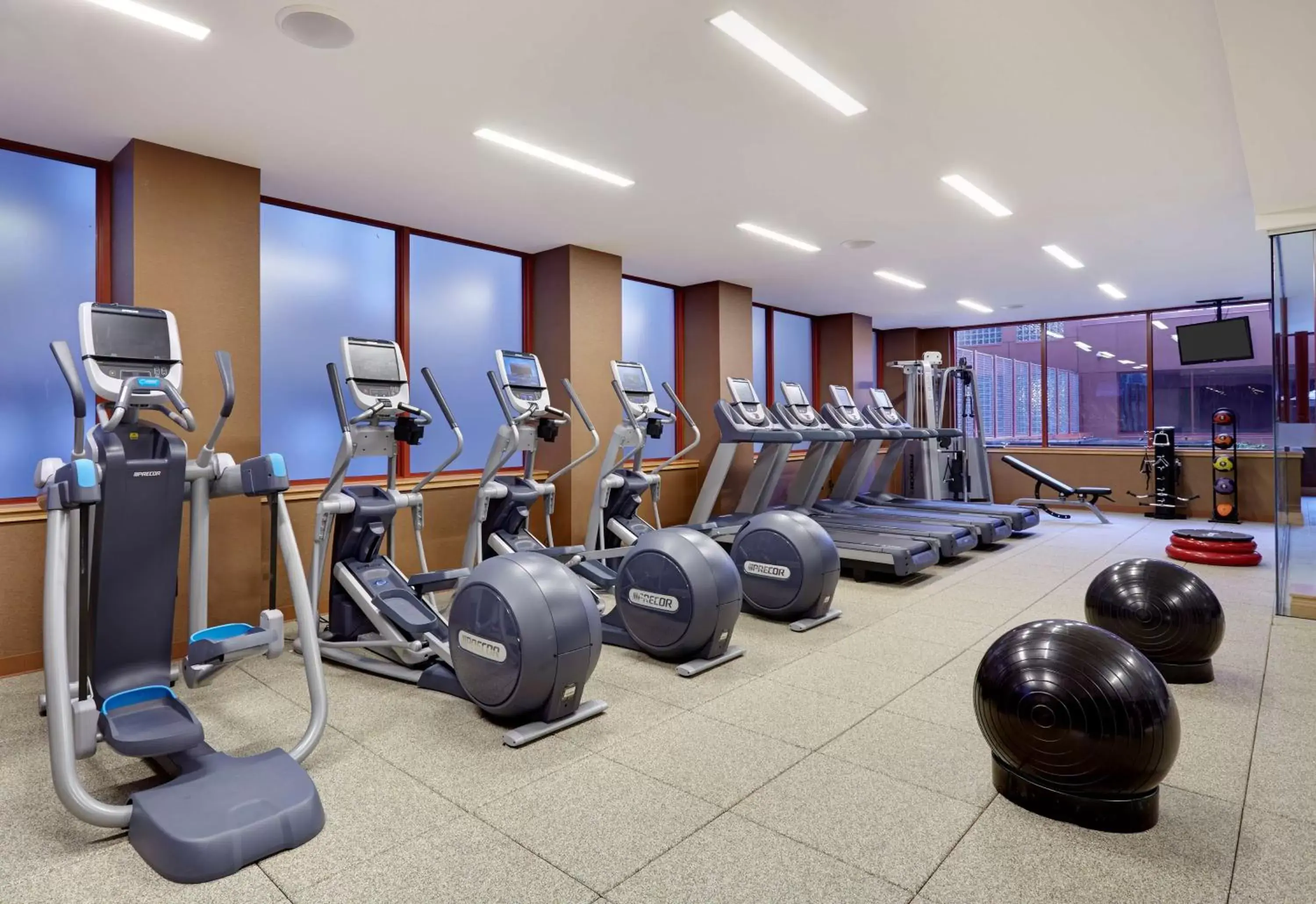 Fitness centre/facilities, Fitness Center/Facilities in DoubleTree by Hilton Philadelphia Center City