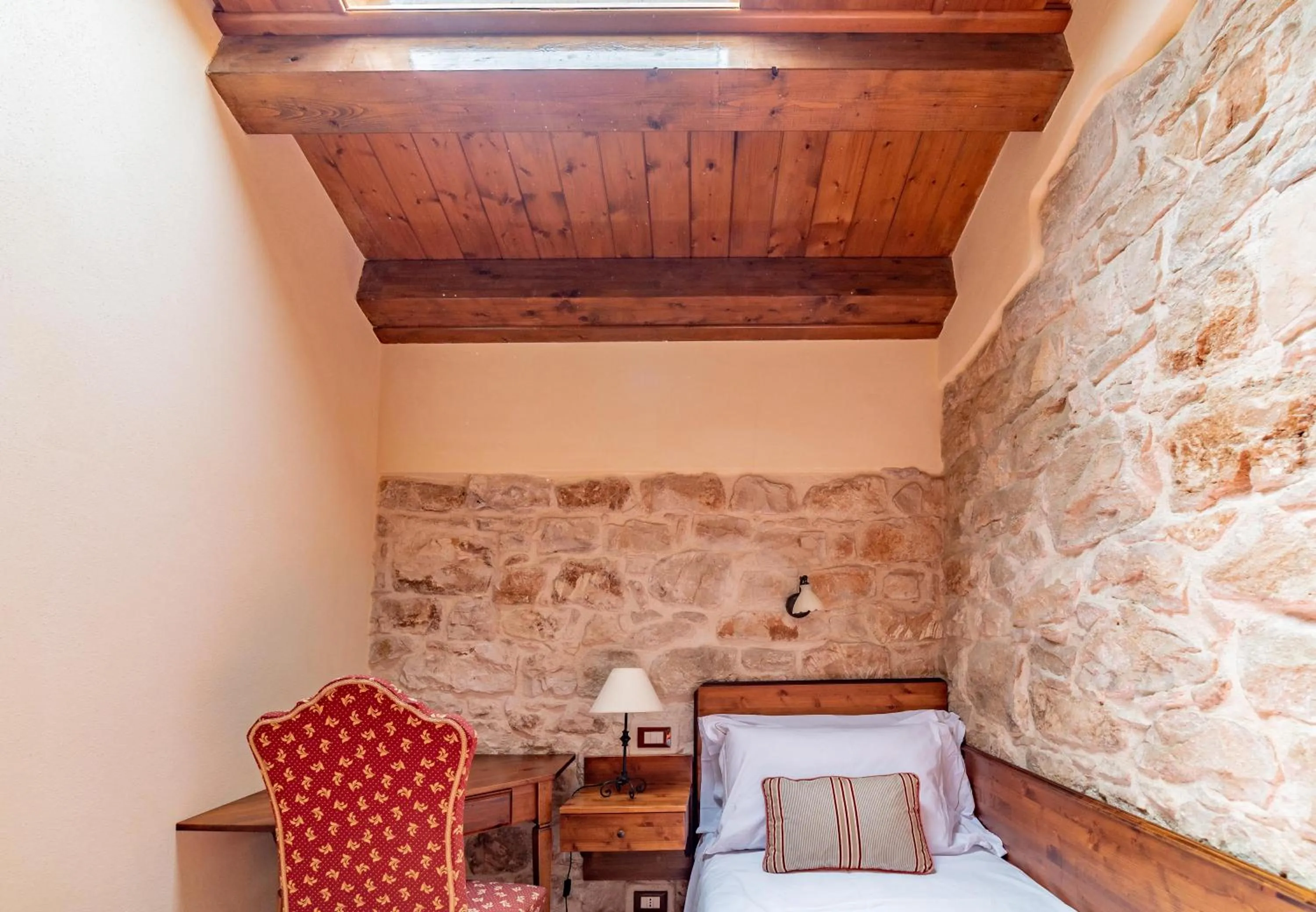 Bed in Torre Don Virgilio Country Hotel