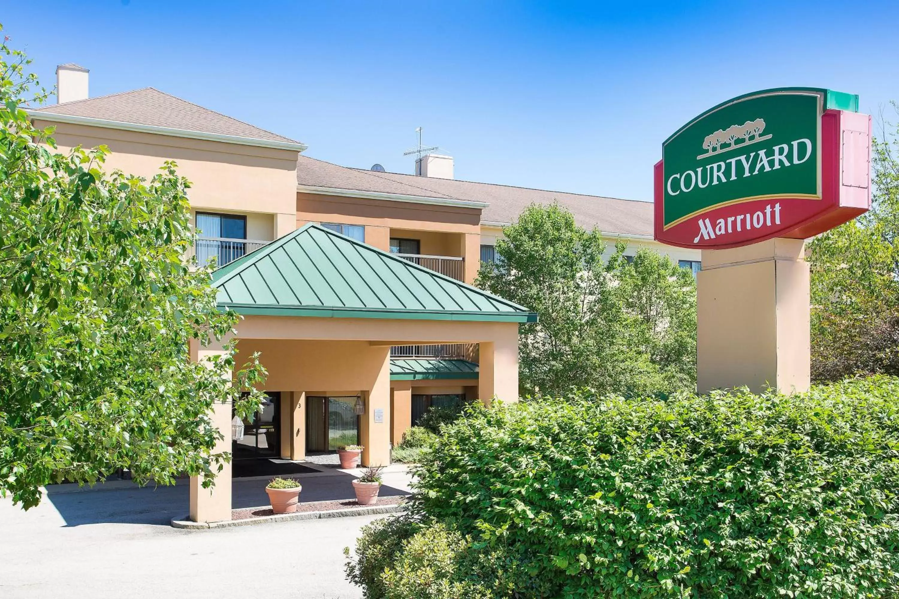 Property Building in Courtyard by Marriott Boston Westborough