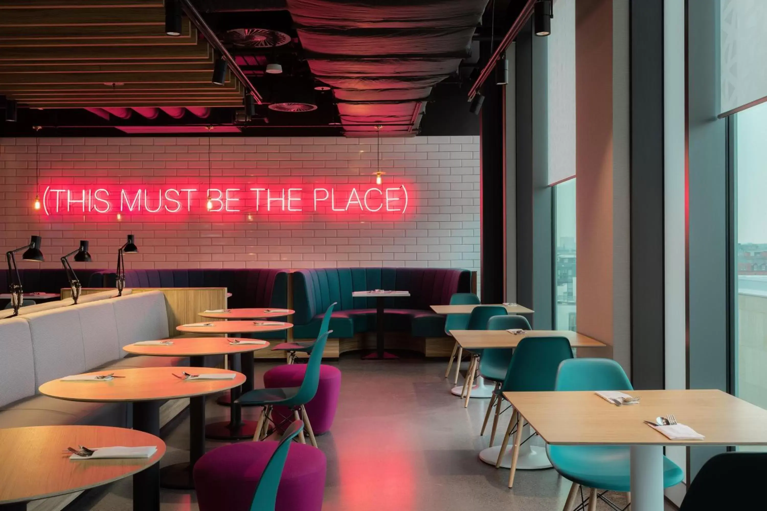 Restaurant/Places to Eat in Aloft Dublin City