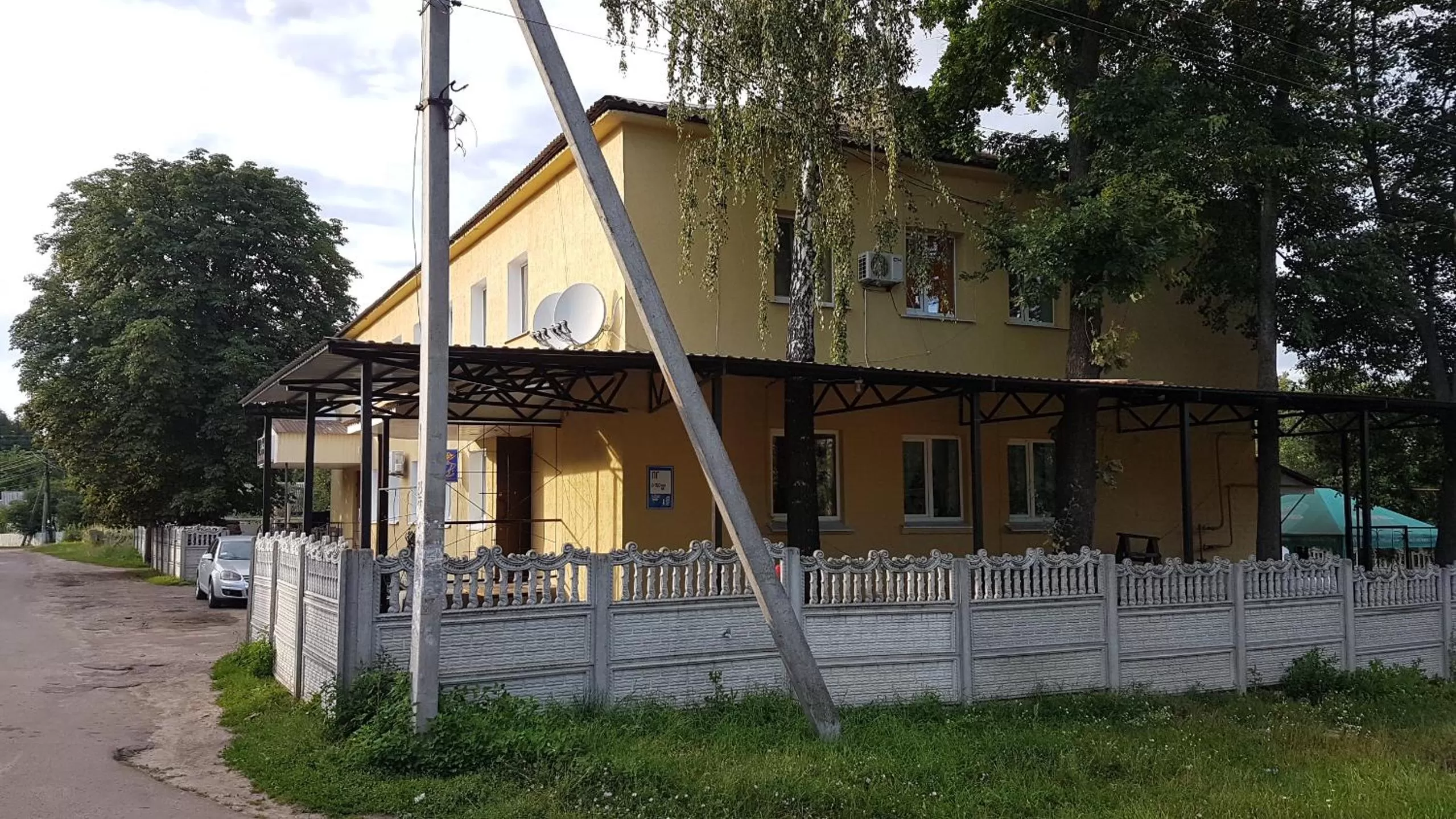 Property building in Glamour Hotel