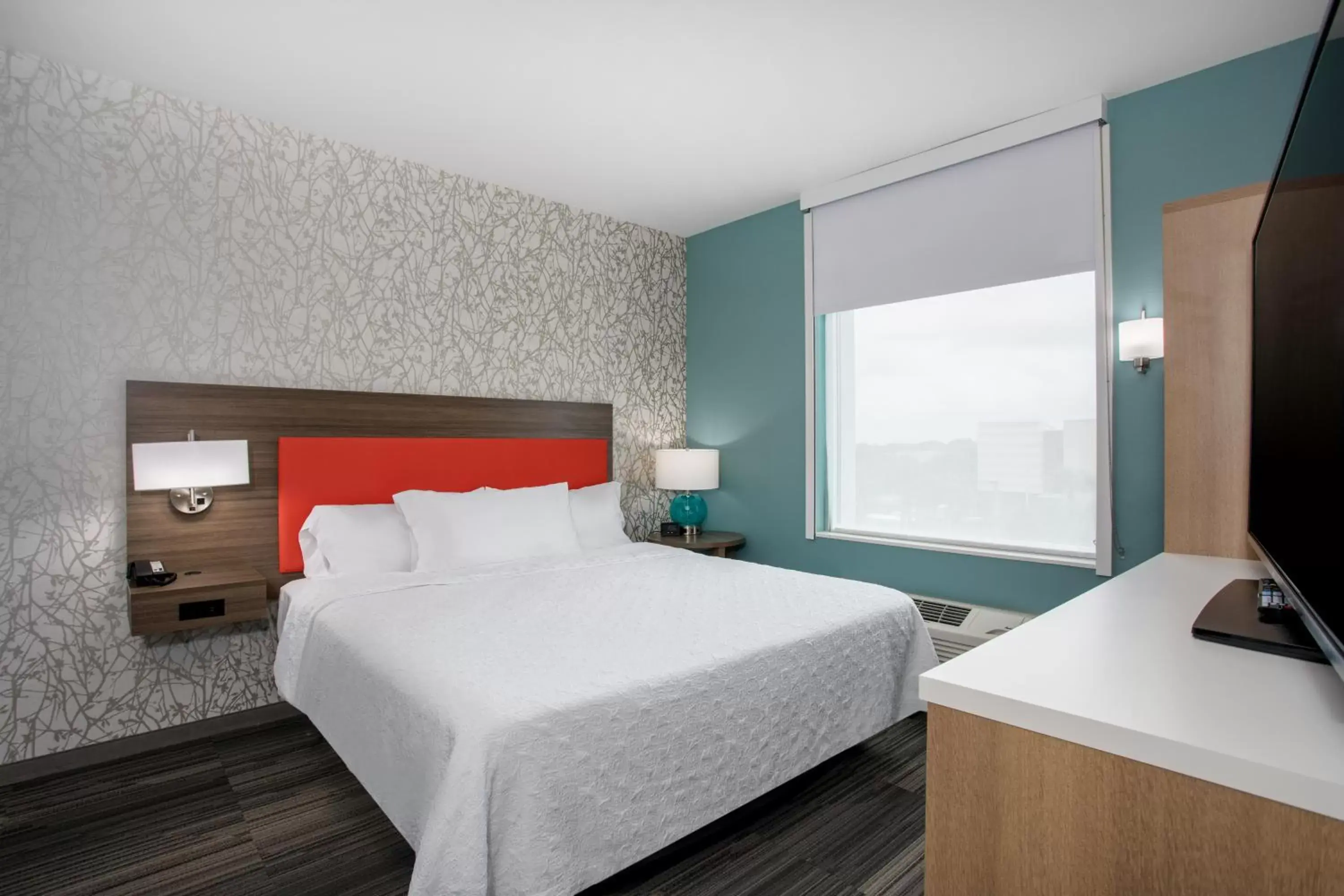 Bedroom, Bed in Home2 Suites By Hilton Vero Beach I-95 Bedroom, Bed in Home2 Suites By Hilton Vero Beach I-95