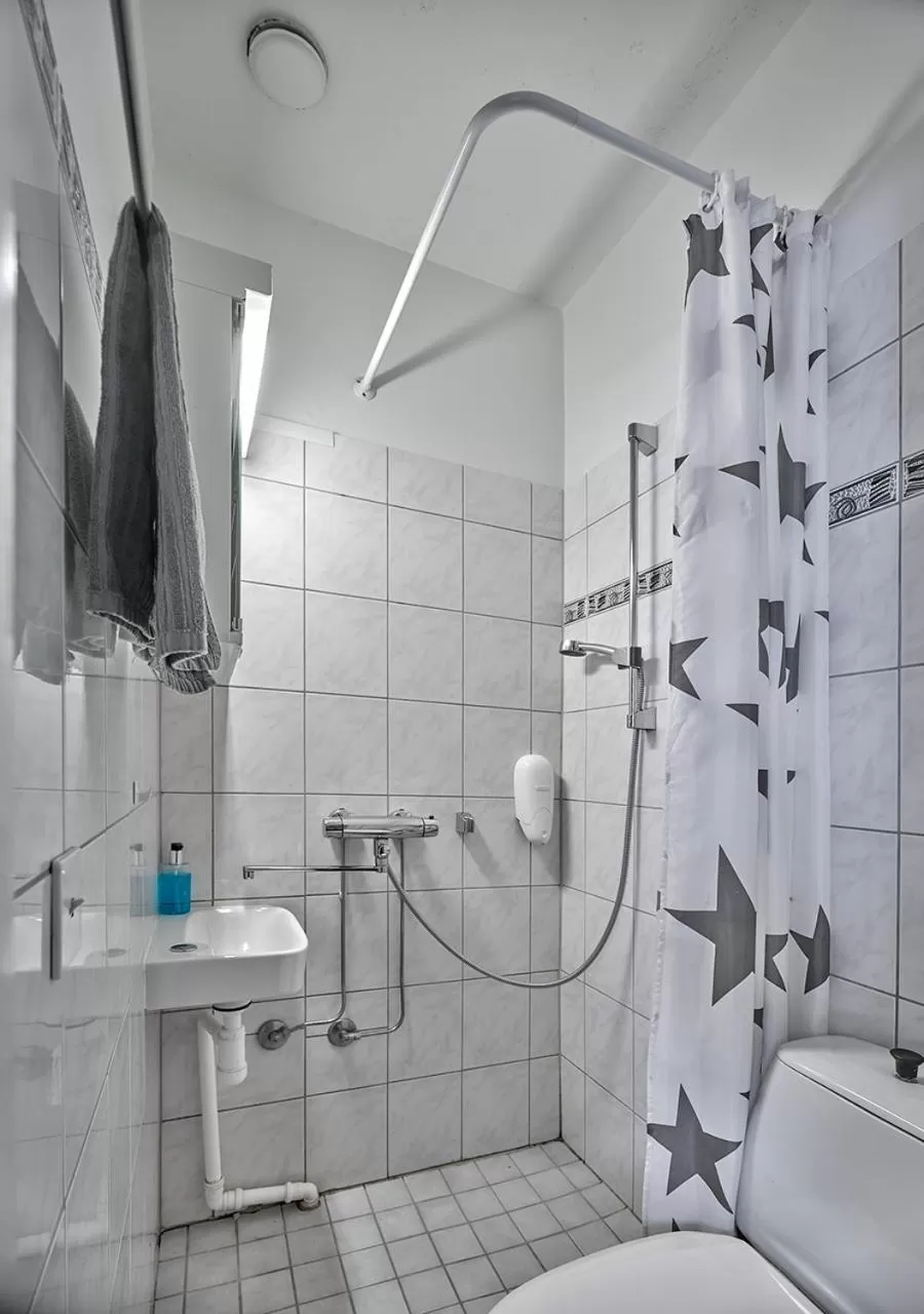 Bathroom in Hotelli-Ravintola Gasthaus Lohja