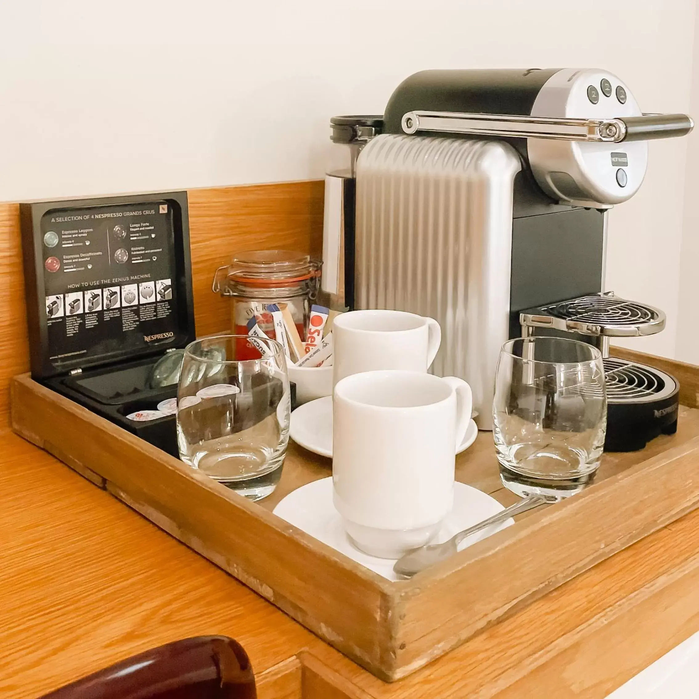 Coffee/tea facilities in Sugar Hotel
